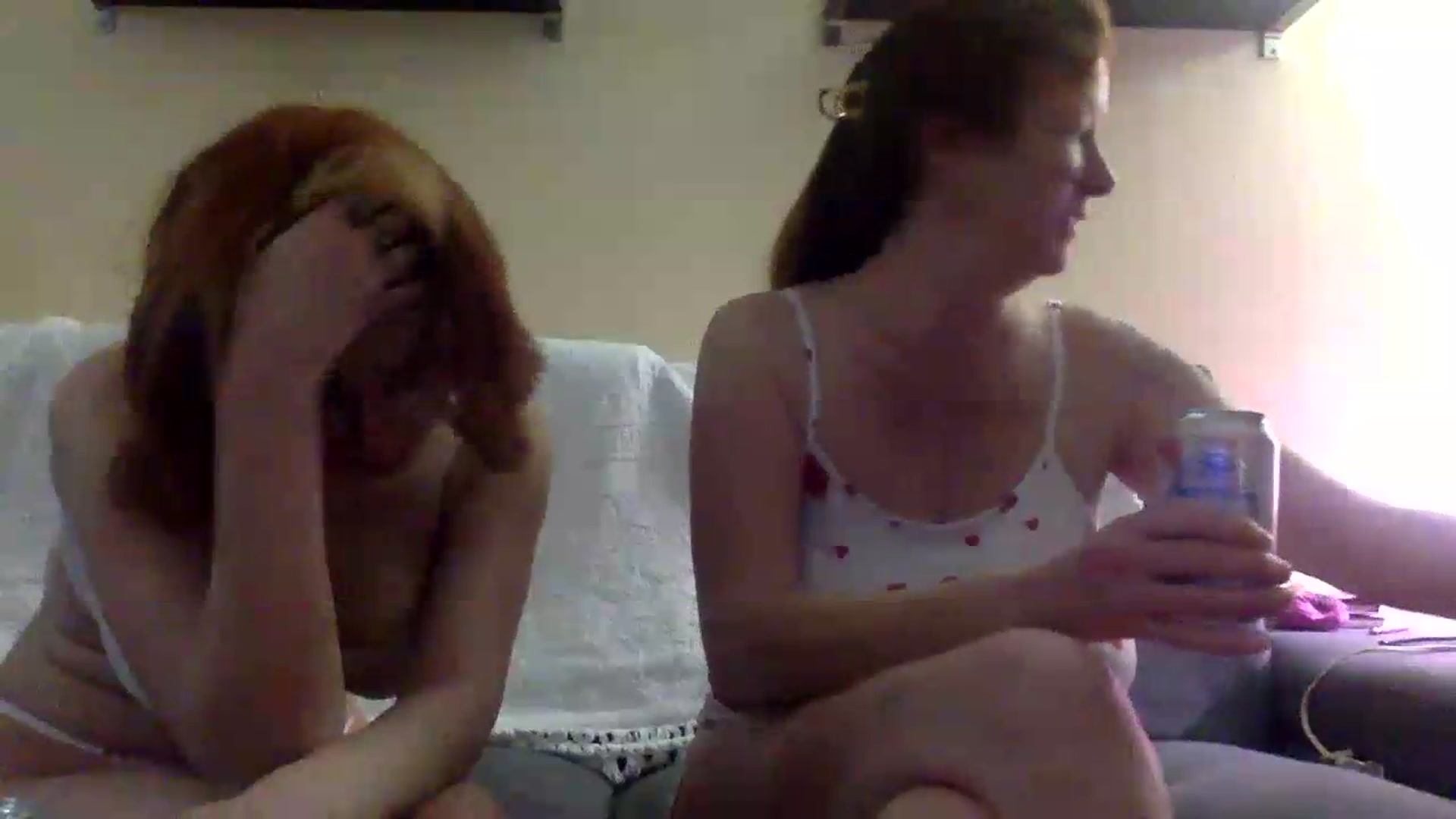 Gallery image thumbnail from HunniBee's myfreecams stream on, 05/08/2026, 06:07 image 14 of 20