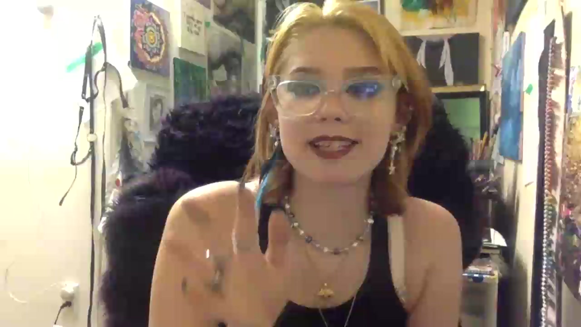 Gallery image thumbnail from HunniBee's myfreecams stream on, 05/12/2026, 02:37 image 1 of 20