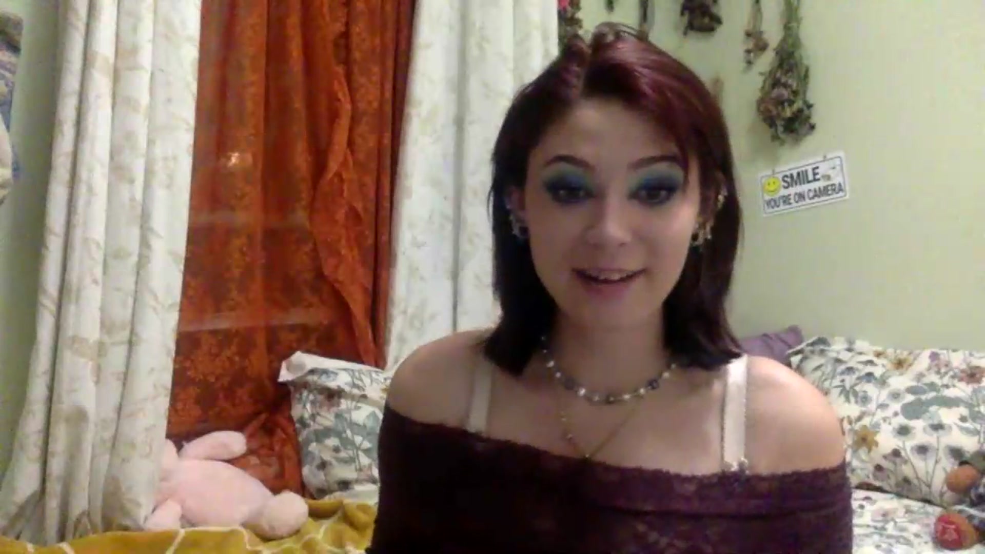 Gallery image thumbnail from HunniBee's myfreecams stream on, 06/26/2026, 03:47 image 11 of 20