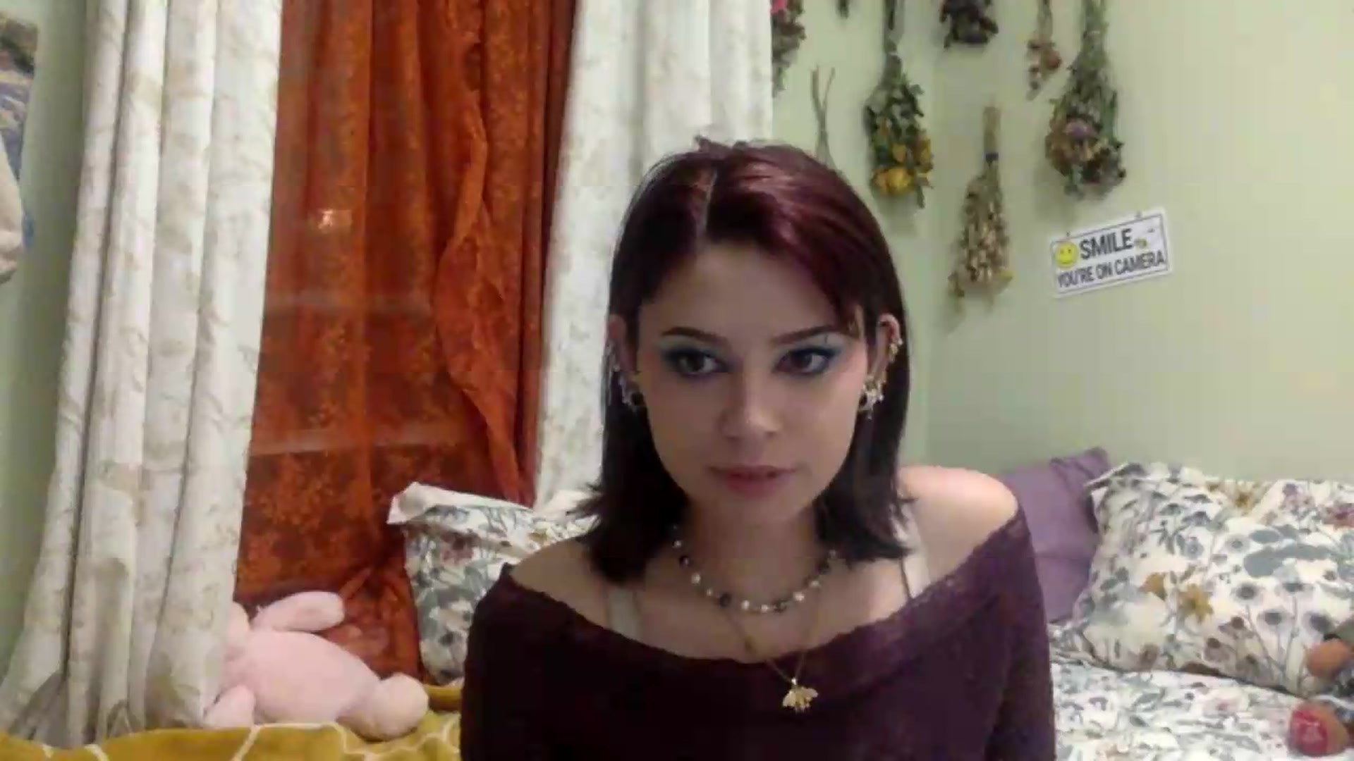 Gallery image thumbnail from HunniBee's myfreecams stream on, 06/26/2026, 03:47 image 14 of 20