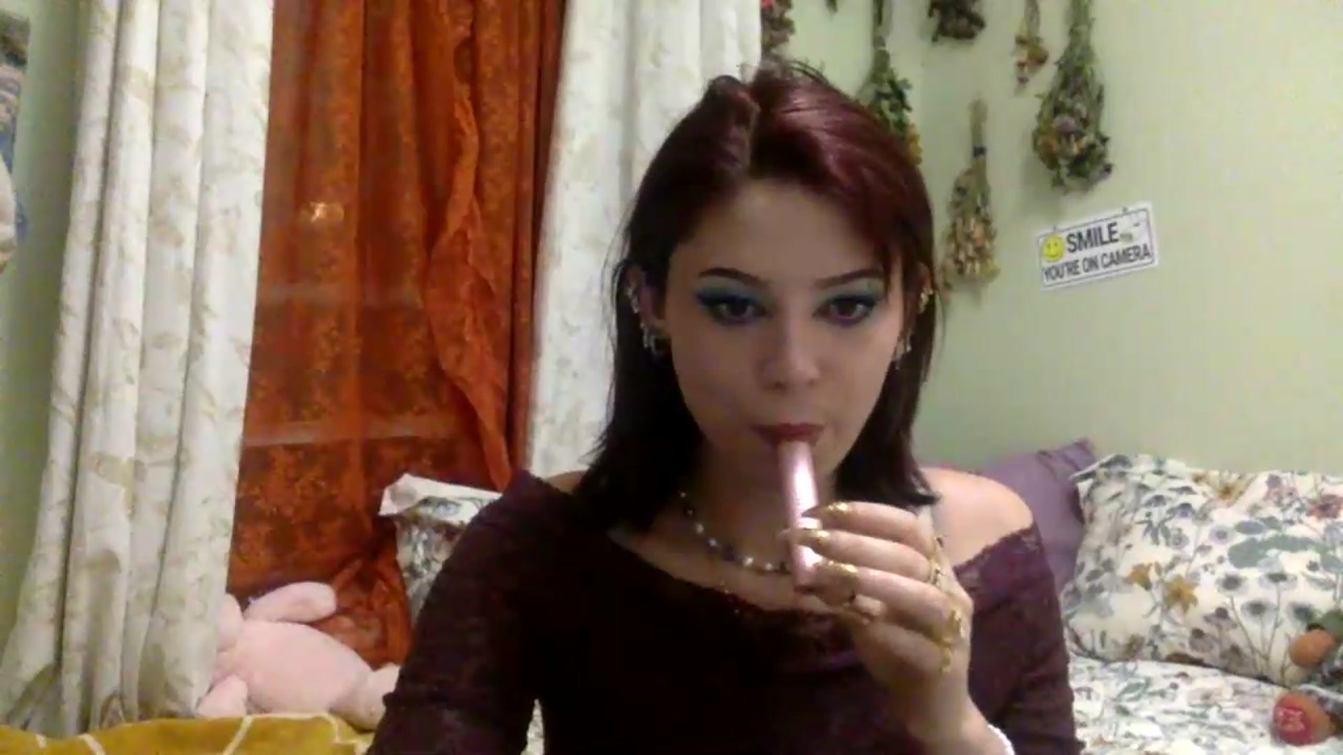Gallery image thumbnail from HunniBee's myfreecams stream on, 06/26/2026, 03:47 image 10 of 20