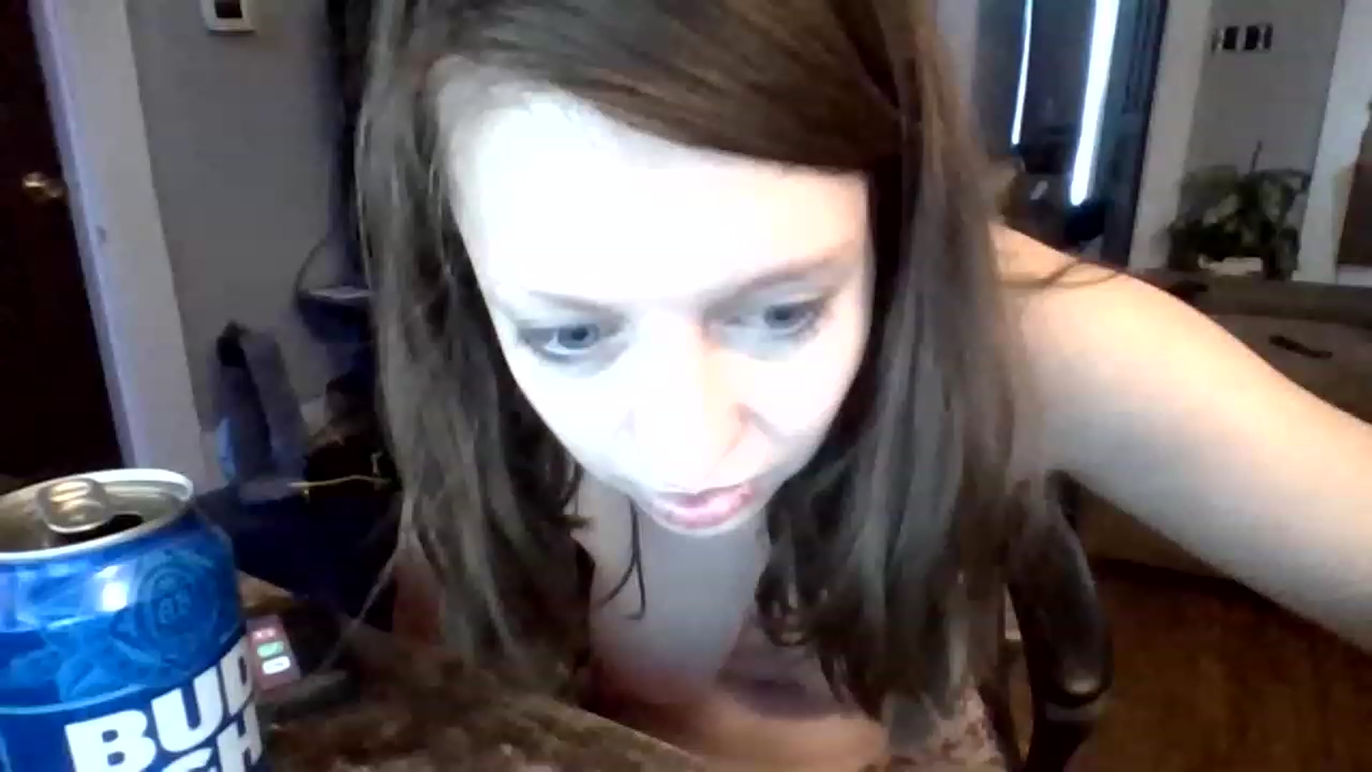 Gallery image thumbnail from Hunni_Bunzz's myfreecams stream on, 01/20/2023, 19:44 image 7 of 20