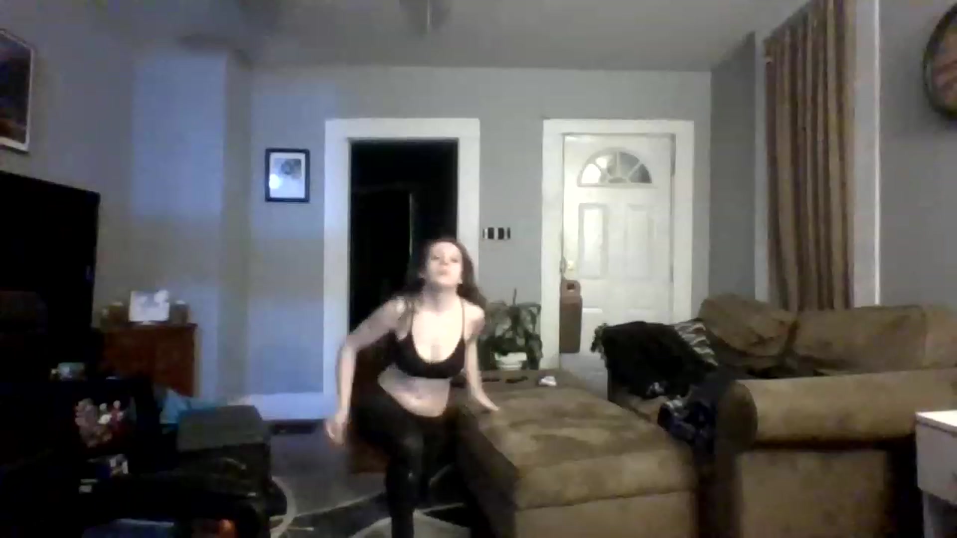 Gallery image thumbnail from Hunni_Bunzz's myfreecams stream on, 01/23/2023, 07:45 image 19 of 20