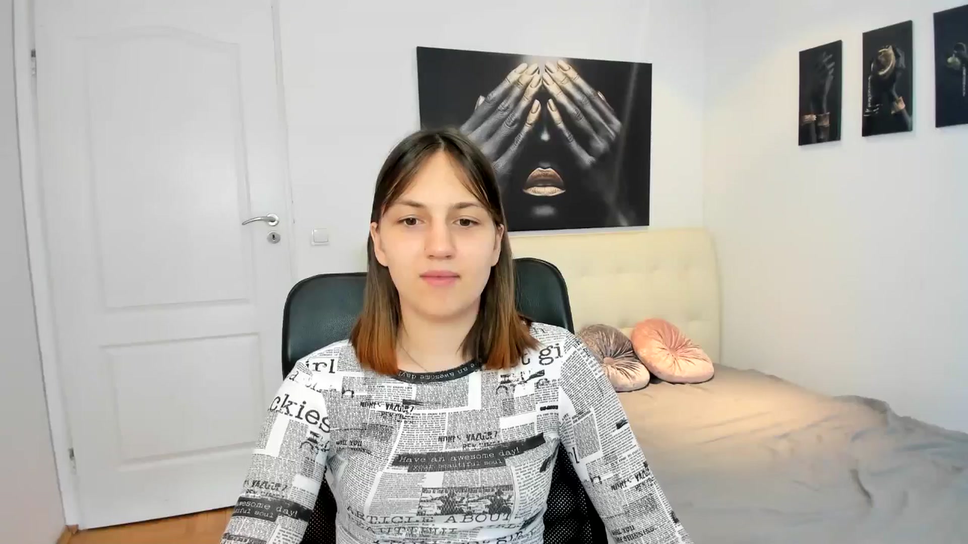 Gallery image thumbnail from HunterGirll's myfreecams stream on, 05/03/2024, 11:52 image 5 of 20