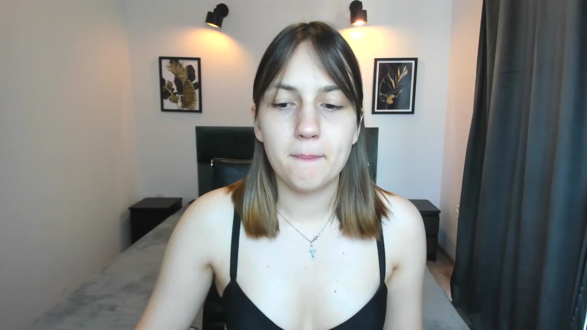 Gallery image thumbnail from HunterGirll's myfreecams stream on, 05/17/2024, 10:33 image 4 of 20