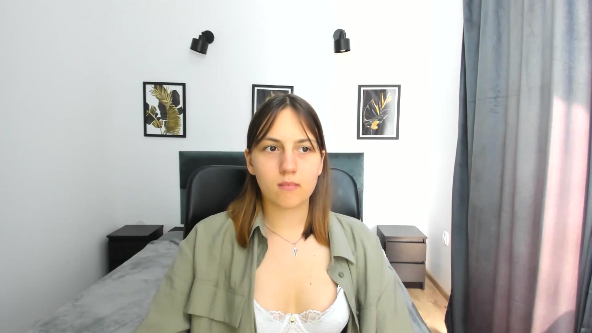 Gallery image thumbnail from HunterGirll's myfreecams stream on, 05/18/2024, 14:09 image 3 of 20