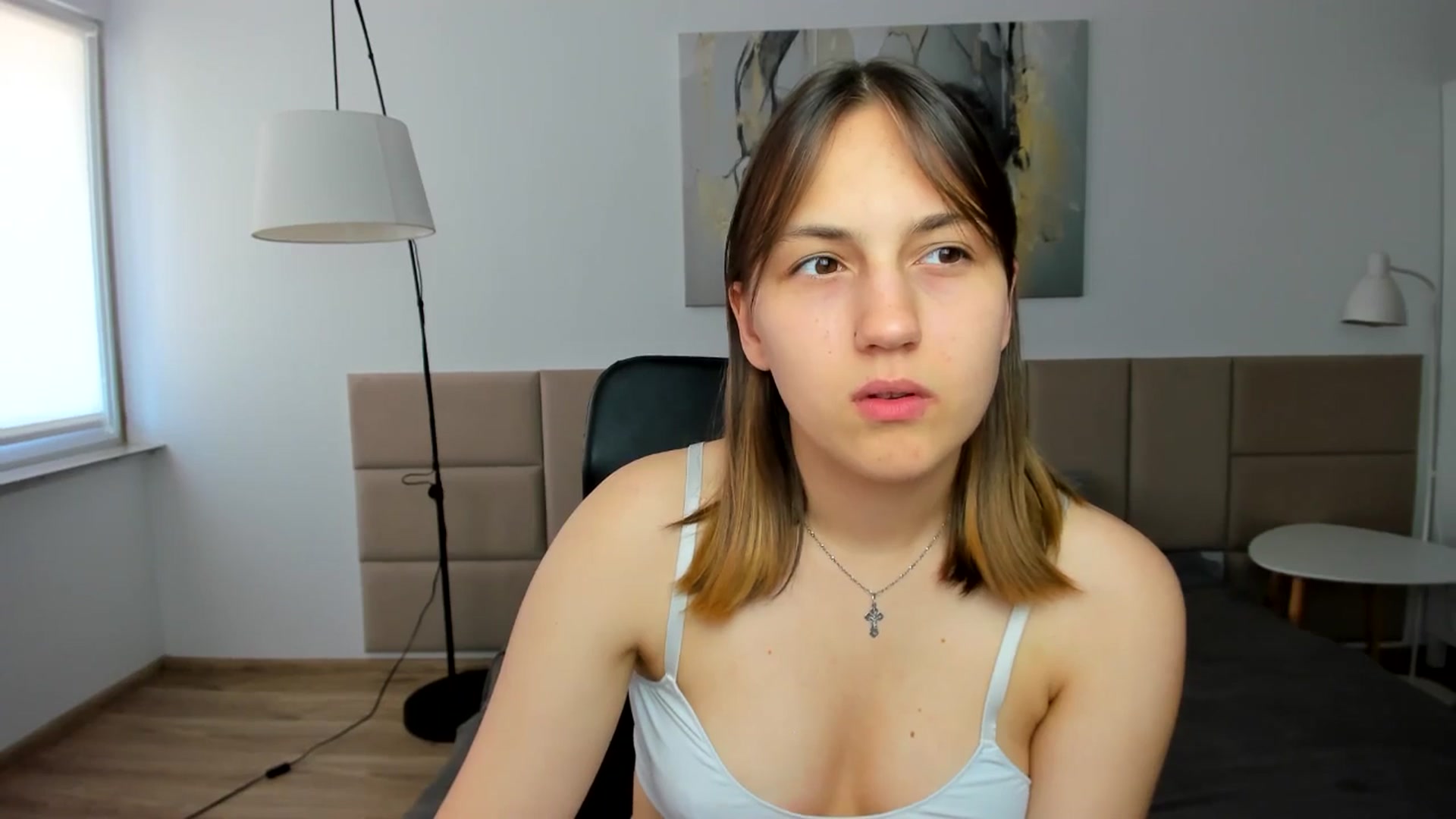 Gallery image thumbnail from HunterGirll's myfreecams stream on, 05/27/2024, 11:30 image 4 of 20