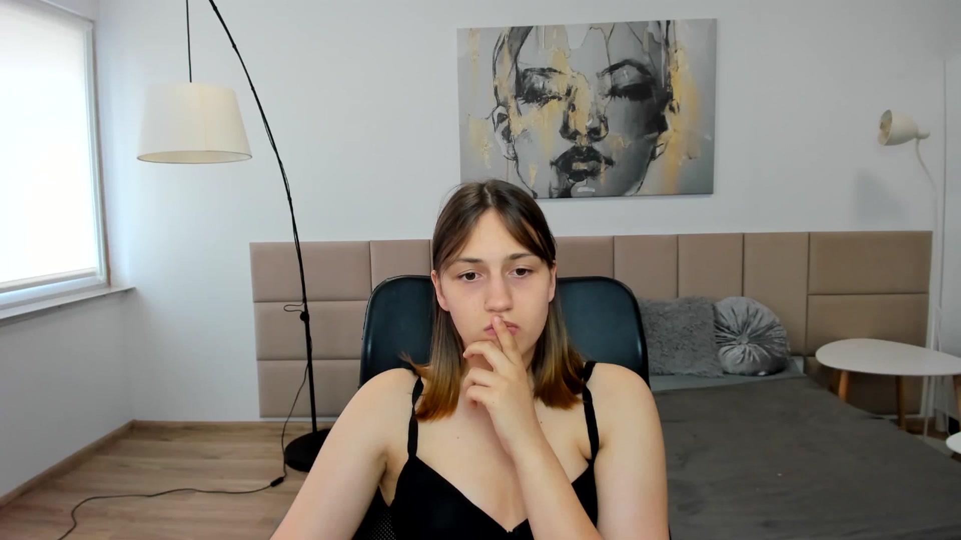 Gallery image thumbnail from HunterGirll's myfreecams stream on, 05/30/2024, 09:53 image 17 of 20