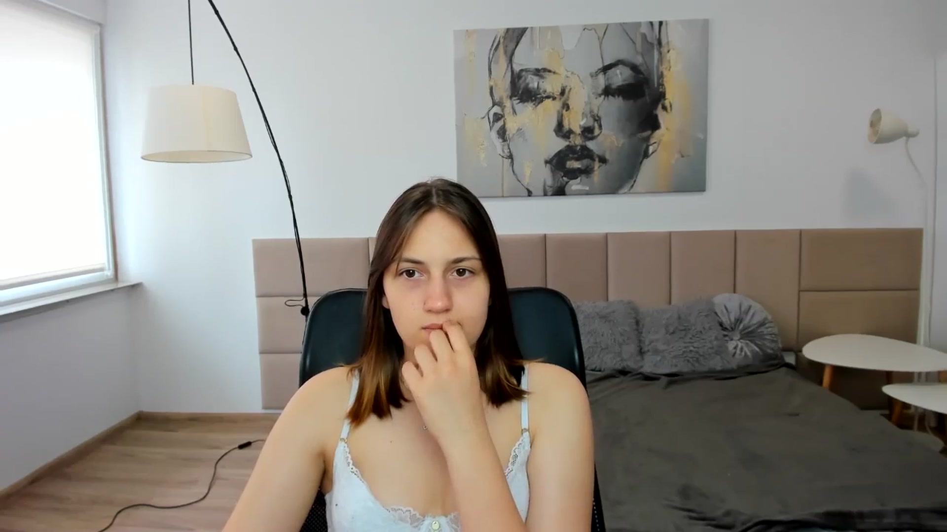 Gallery image thumbnail from HunterGirll's myfreecams stream on, 06/02/2024, 09:02 image 19 of 20