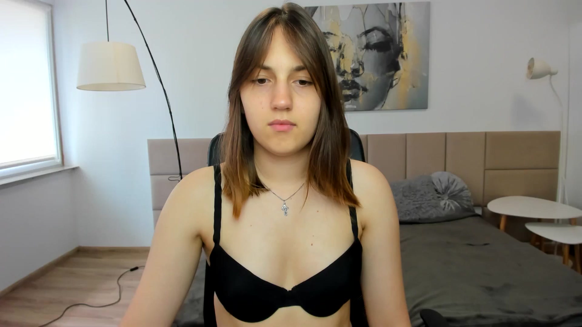 Gallery image thumbnail from HunterGirll's myfreecams stream on, 06/03/2024, 11:31 image 16 of 20