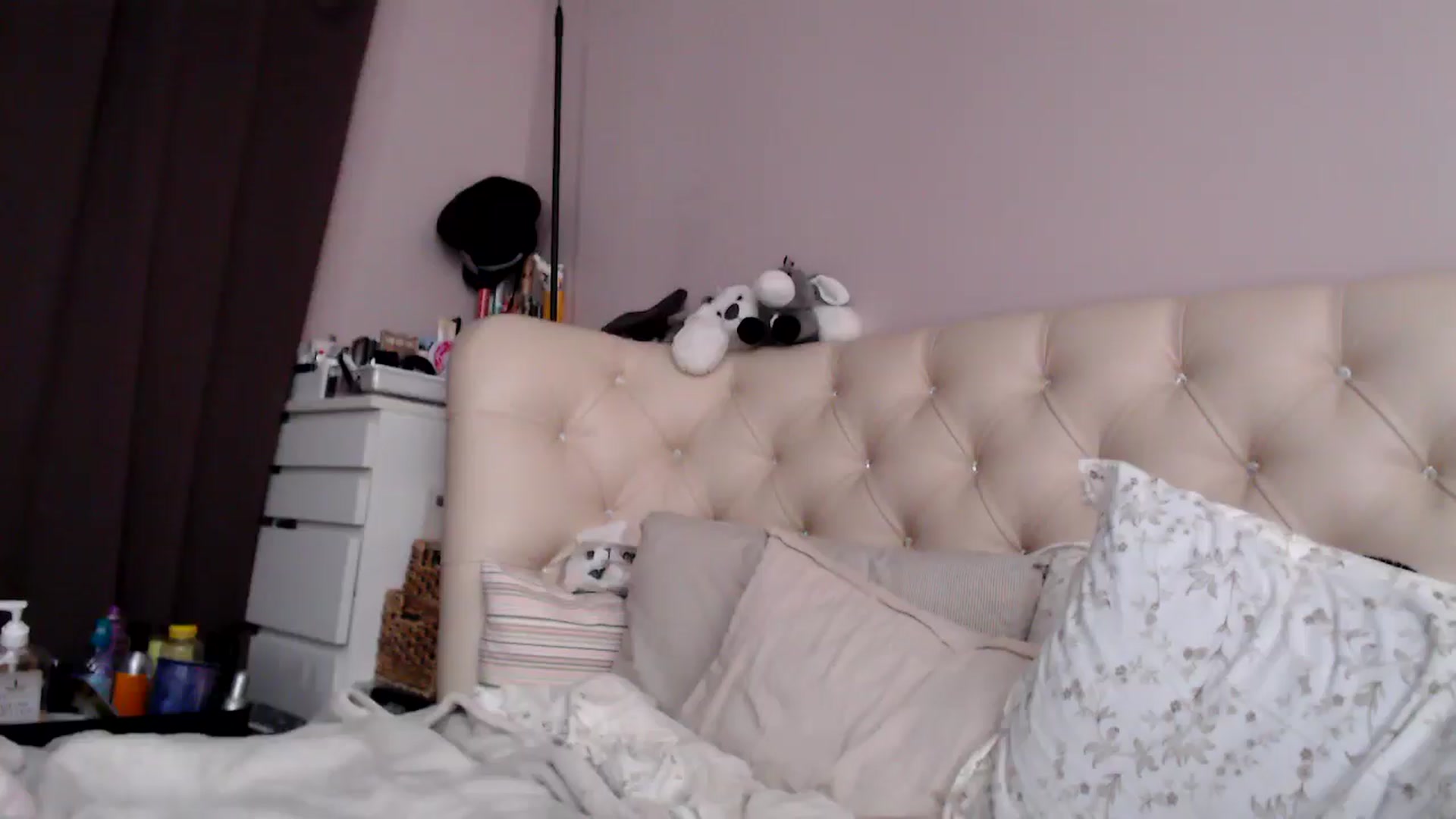 Gallery image thumbnail from HurricaneKat_'s myfreecams stream on, 08/30/2025, 24:32 image 15 of 20
