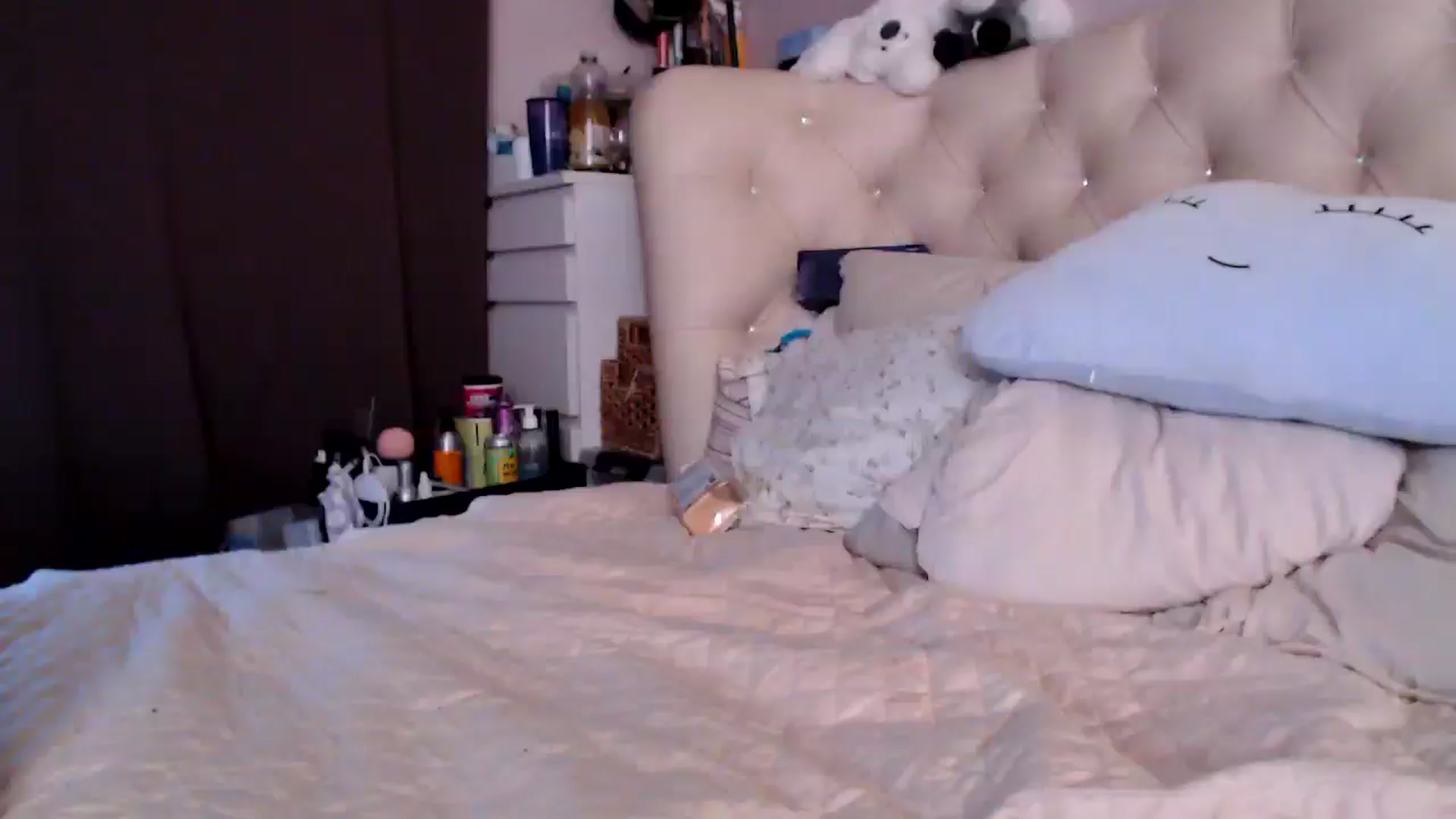 Gallery image thumbnail from HurricaneKat_'s myfreecams stream on, 09/05/2025, 18:49 image 7 of 20