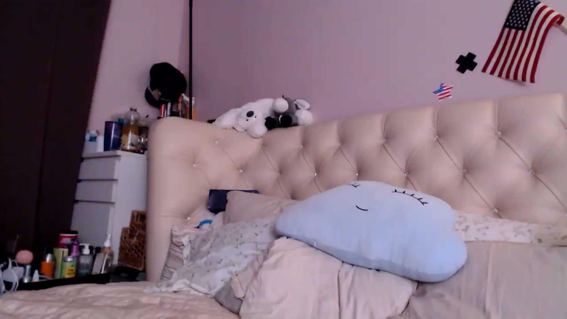 Gallery image thumbnail from HurricaneKat_'s myfreecams stream on, 09/05/2025, 18:49 image 18 of 20