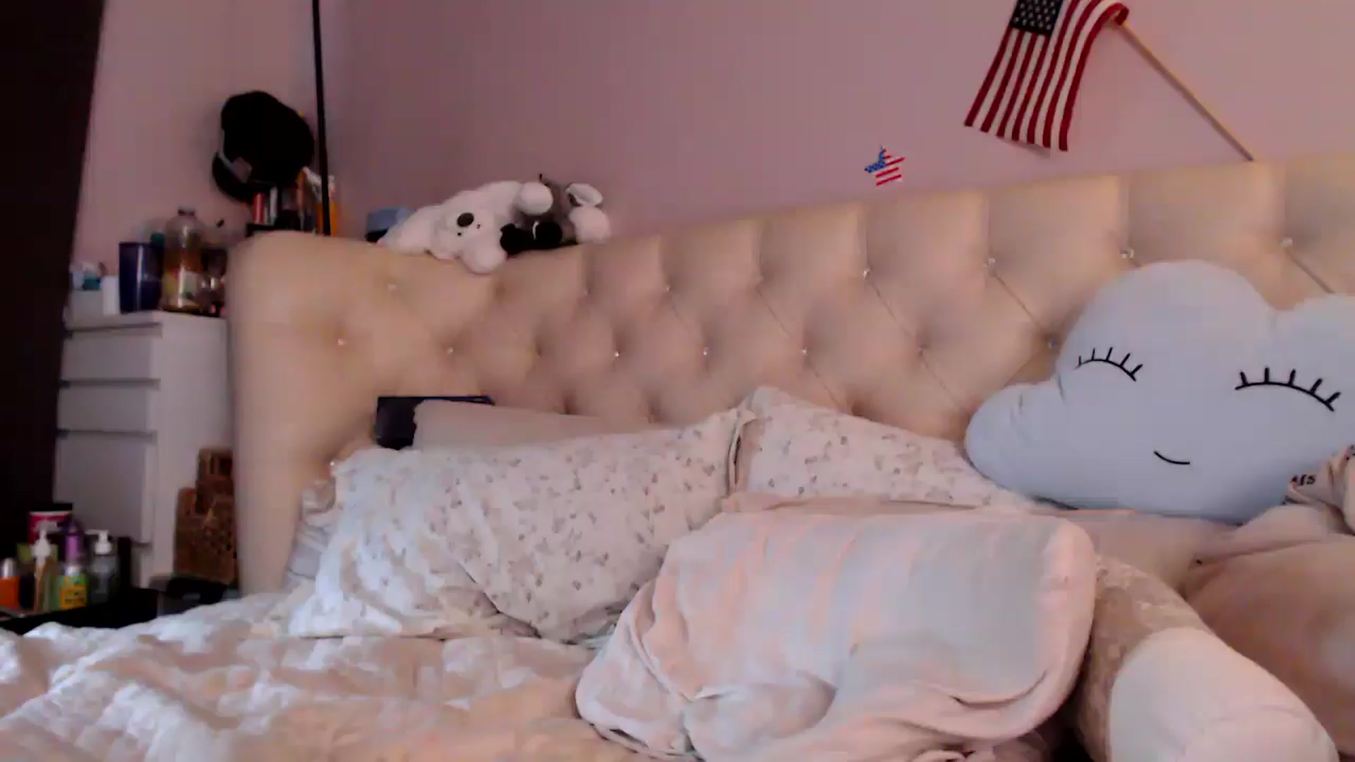 Gallery image thumbnail from HurricaneKat_'s myfreecams stream on, 09/05/2025, 18:49 image 3 of 20