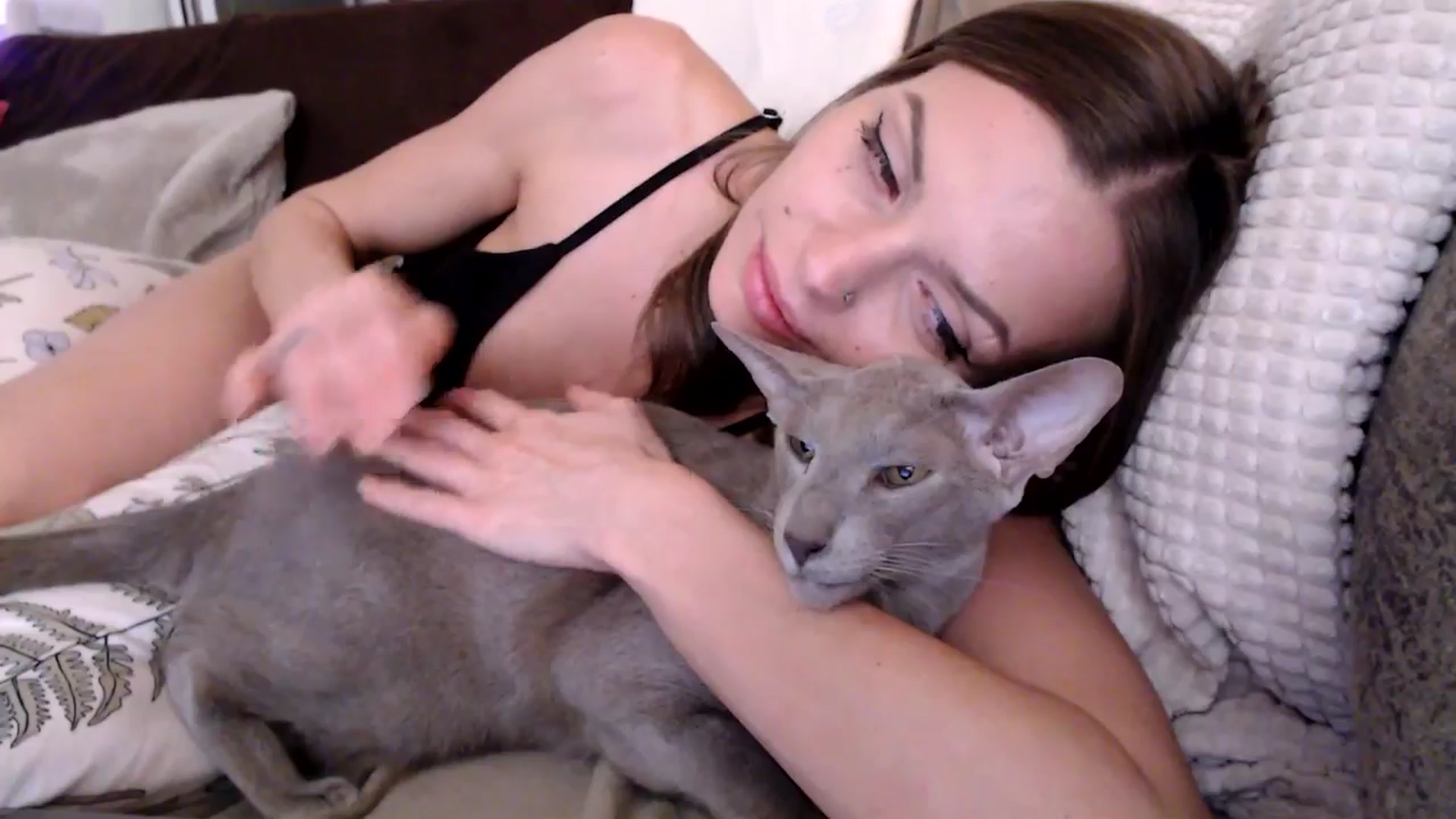 Gallery image thumbnail from HurricaneKat_'s myfreecams stream on, 11/28/2025, 01:38 image 12 of 20