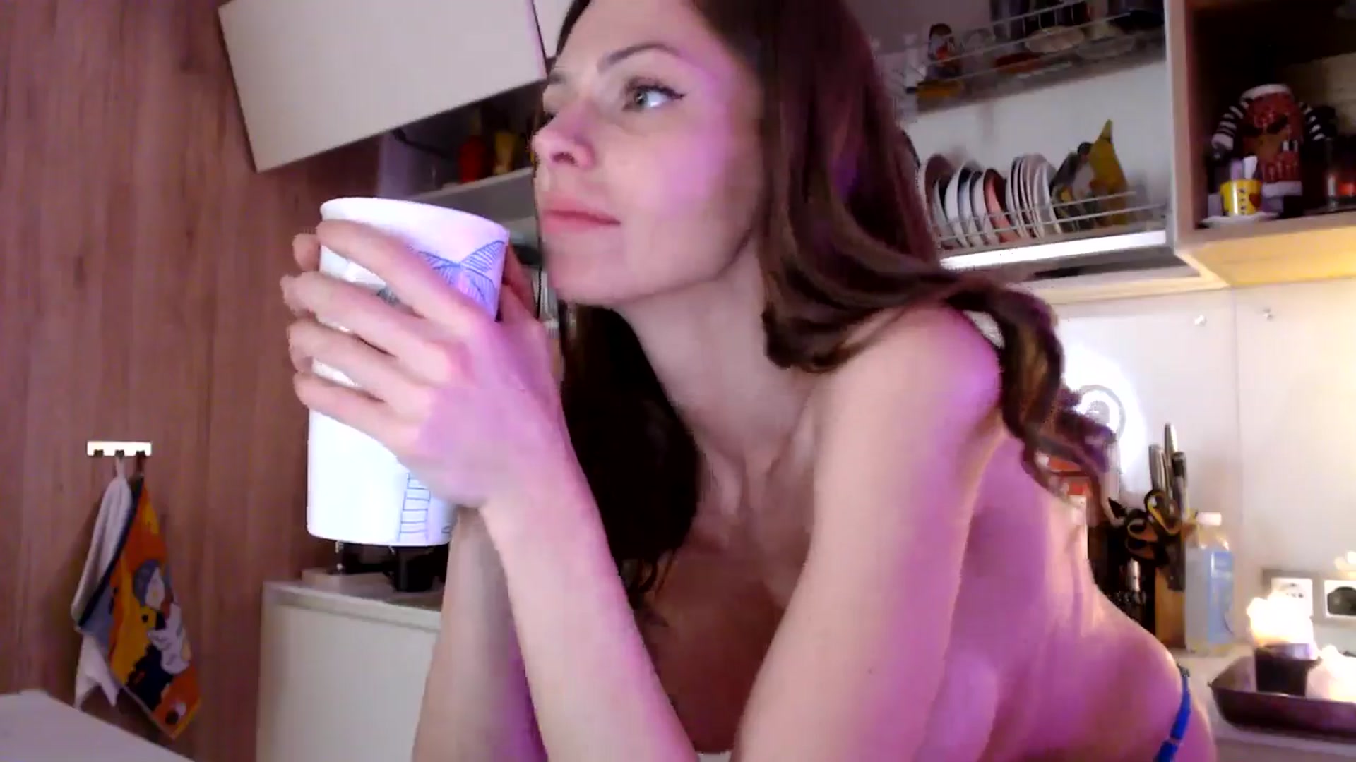Gallery image thumbnail from HurricaneKat_'s myfreecams stream on, 12/01/2025, 03:44 image 15 of 20
