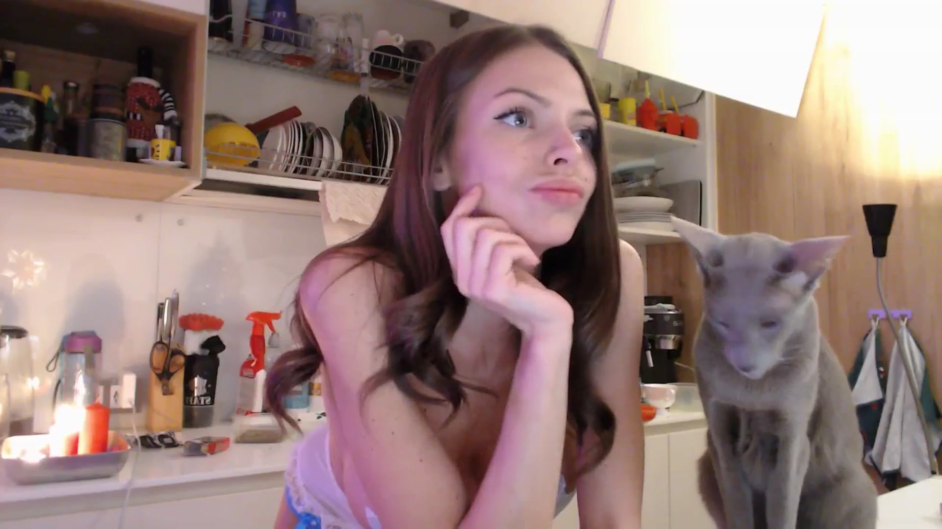Gallery image thumbnail from HurricaneKat_'s myfreecams stream on, 12/07/2025, 24:25 image 17 of 20