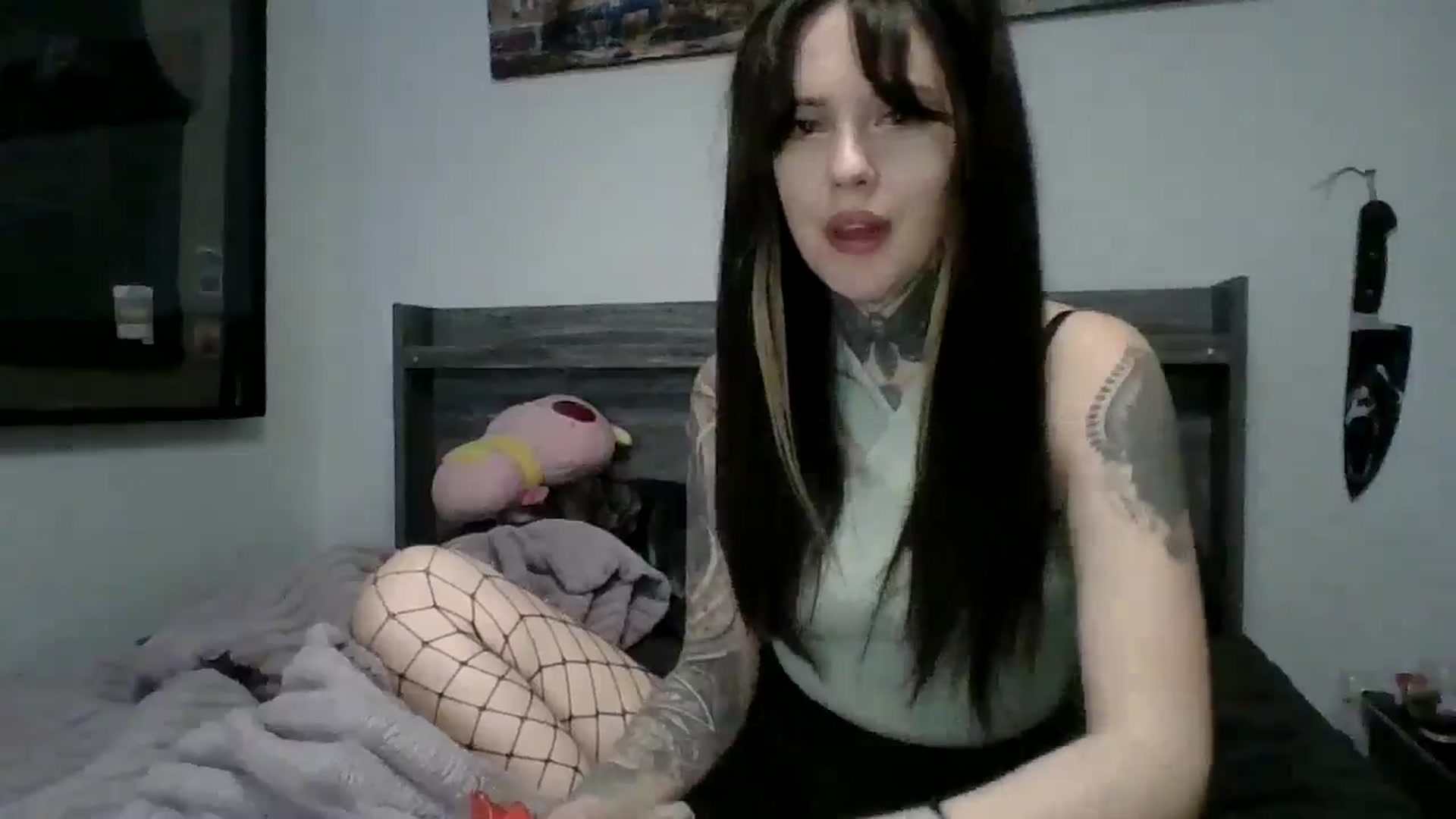 Gallery image thumbnail from Hxzel's myfreecams stream on, 03/18/2025, 04:50 image 9 of 20