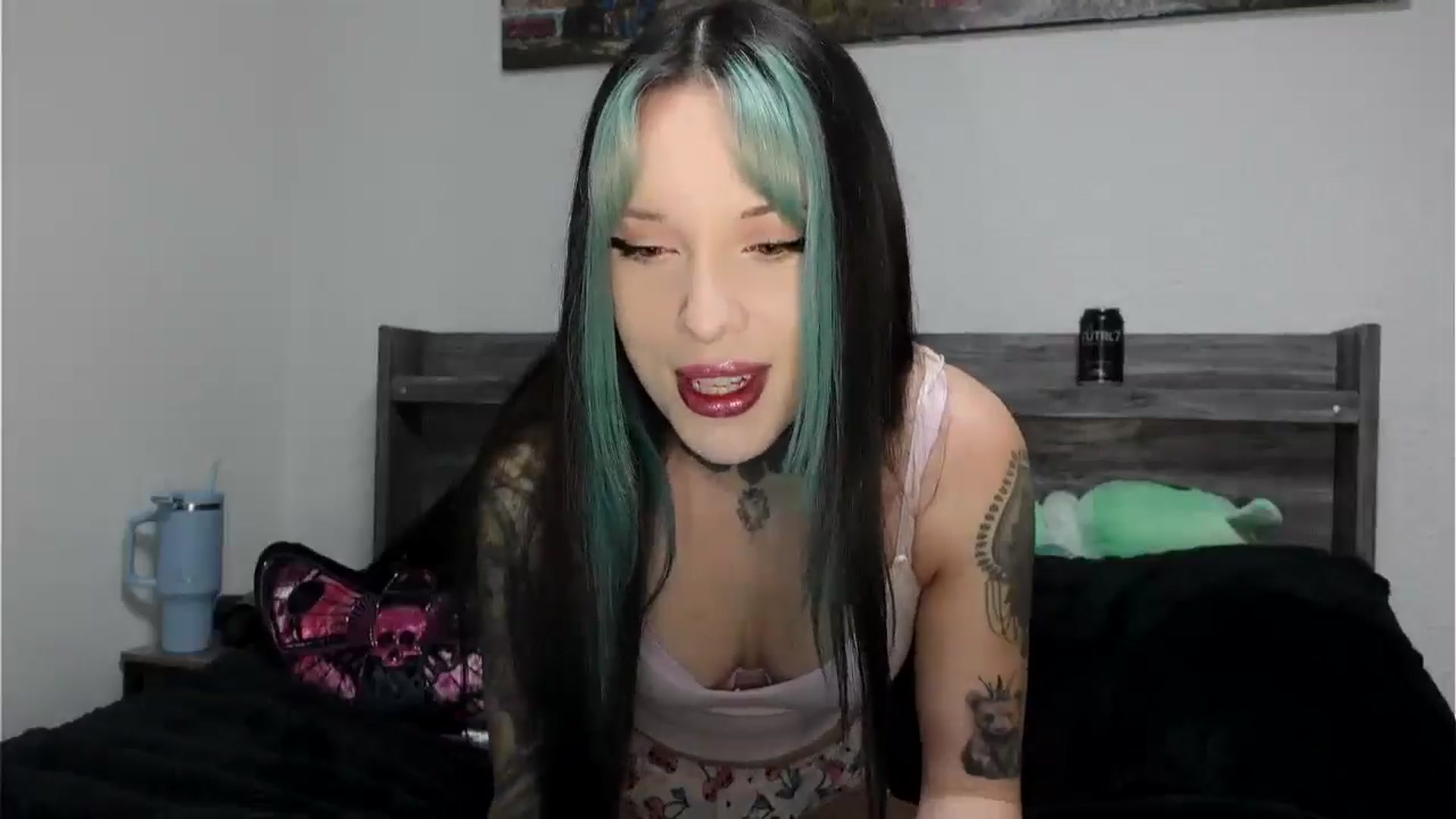 Gallery image thumbnail from Hxzel's myfreecams stream on, 11/28/2025, 04:28 image 3 of 20