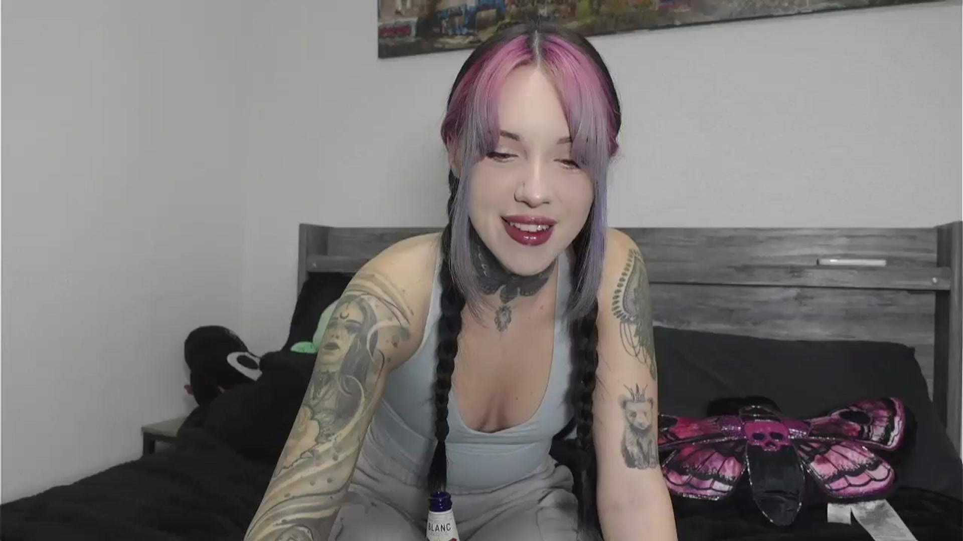 Gallery image thumbnail from Hxzel's myfreecams stream on, 03/10/2026, 01:53 image 1 of 20