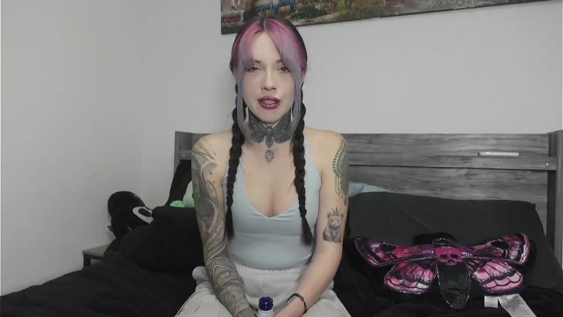 Gallery image thumbnail from Hxzel's myfreecams stream on, 03/10/2026, 01:53 image 5 of 20