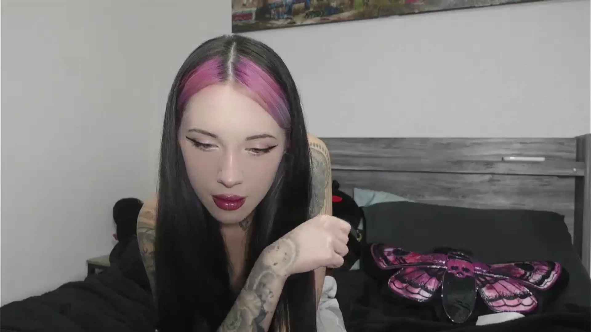 Gallery image thumbnail from Hxzel's myfreecams stream on, 03/10/2026, 03:00 image 7 of 20