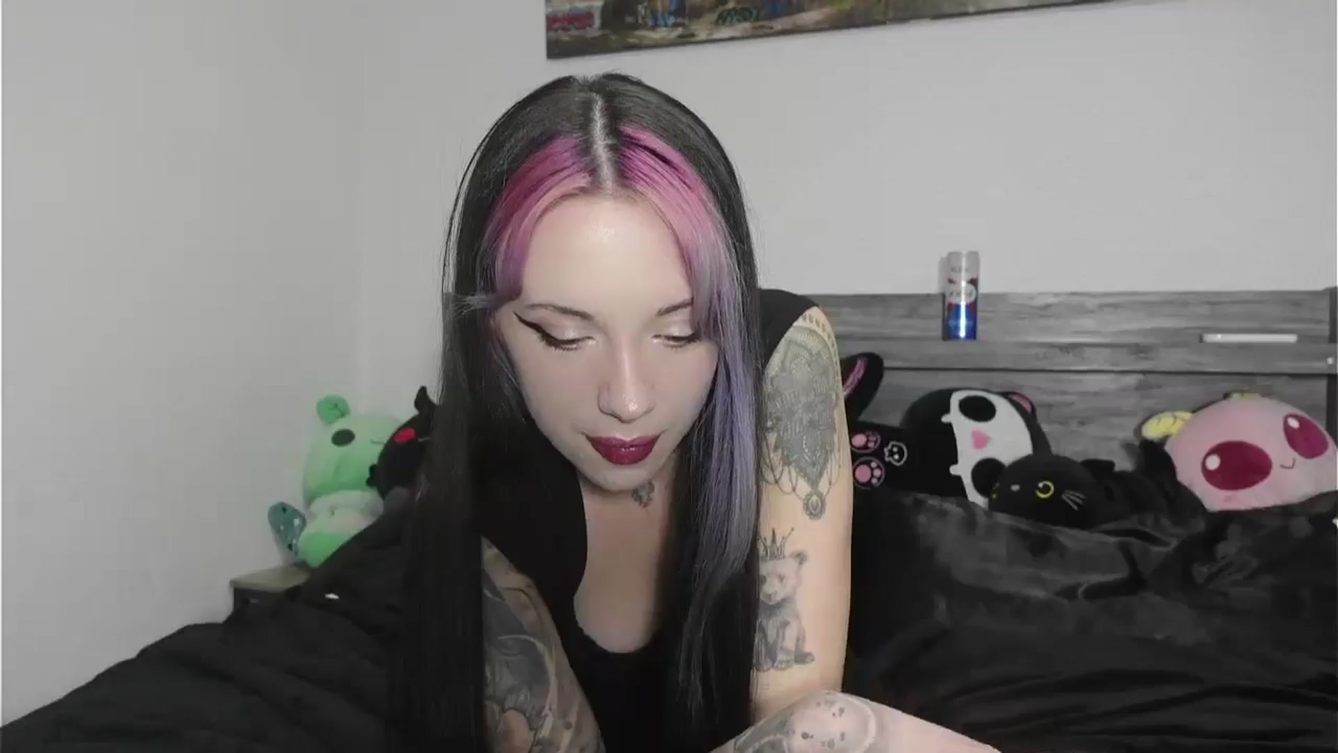 Gallery image thumbnail from Hxzel's myfreecams stream on, 03/12/2026, 03:44 image 9 of 20
