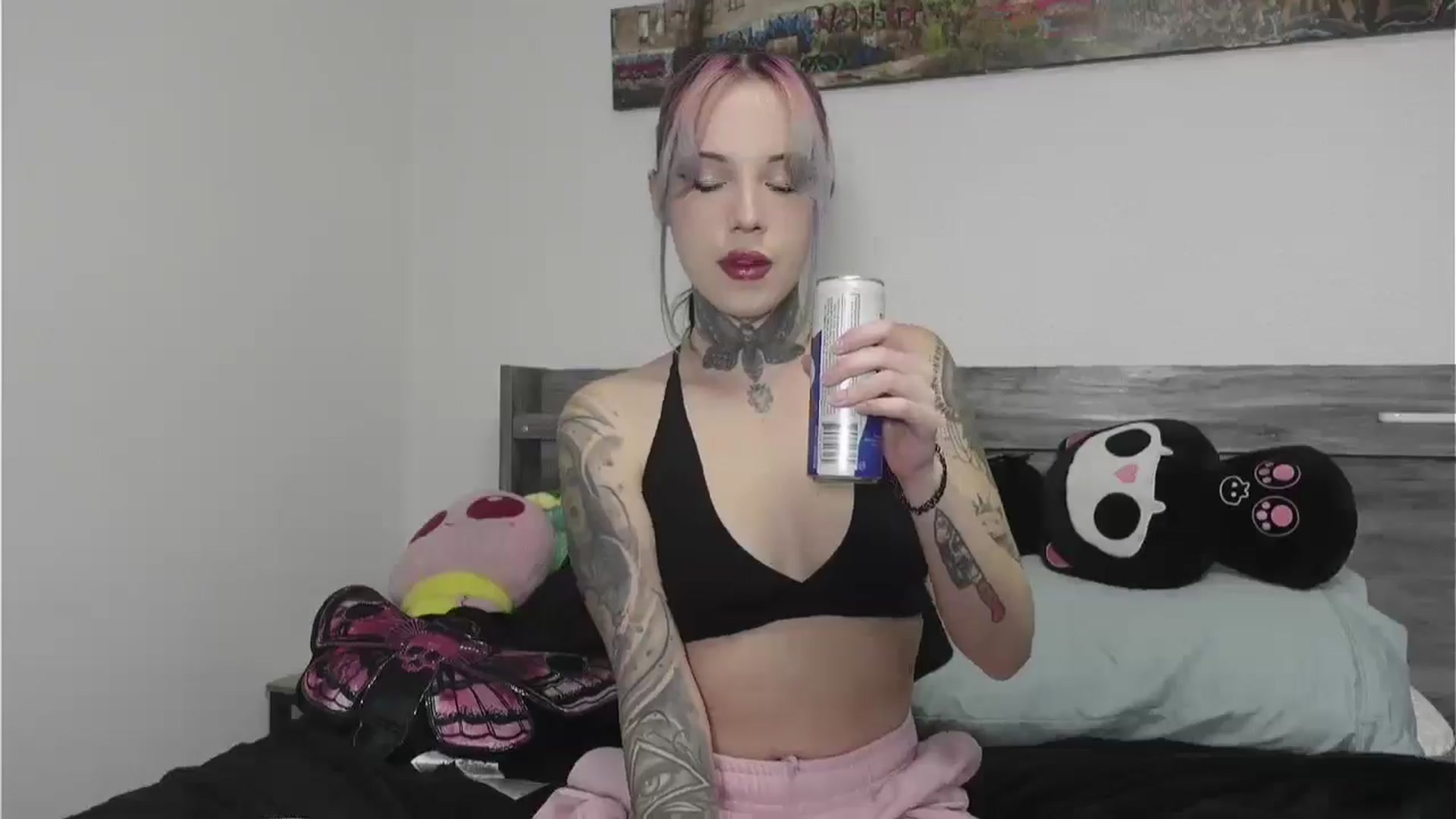 Gallery image thumbnail from Hxzel's myfreecams stream on, 03/25/2026, 03:09 image 16 of 20