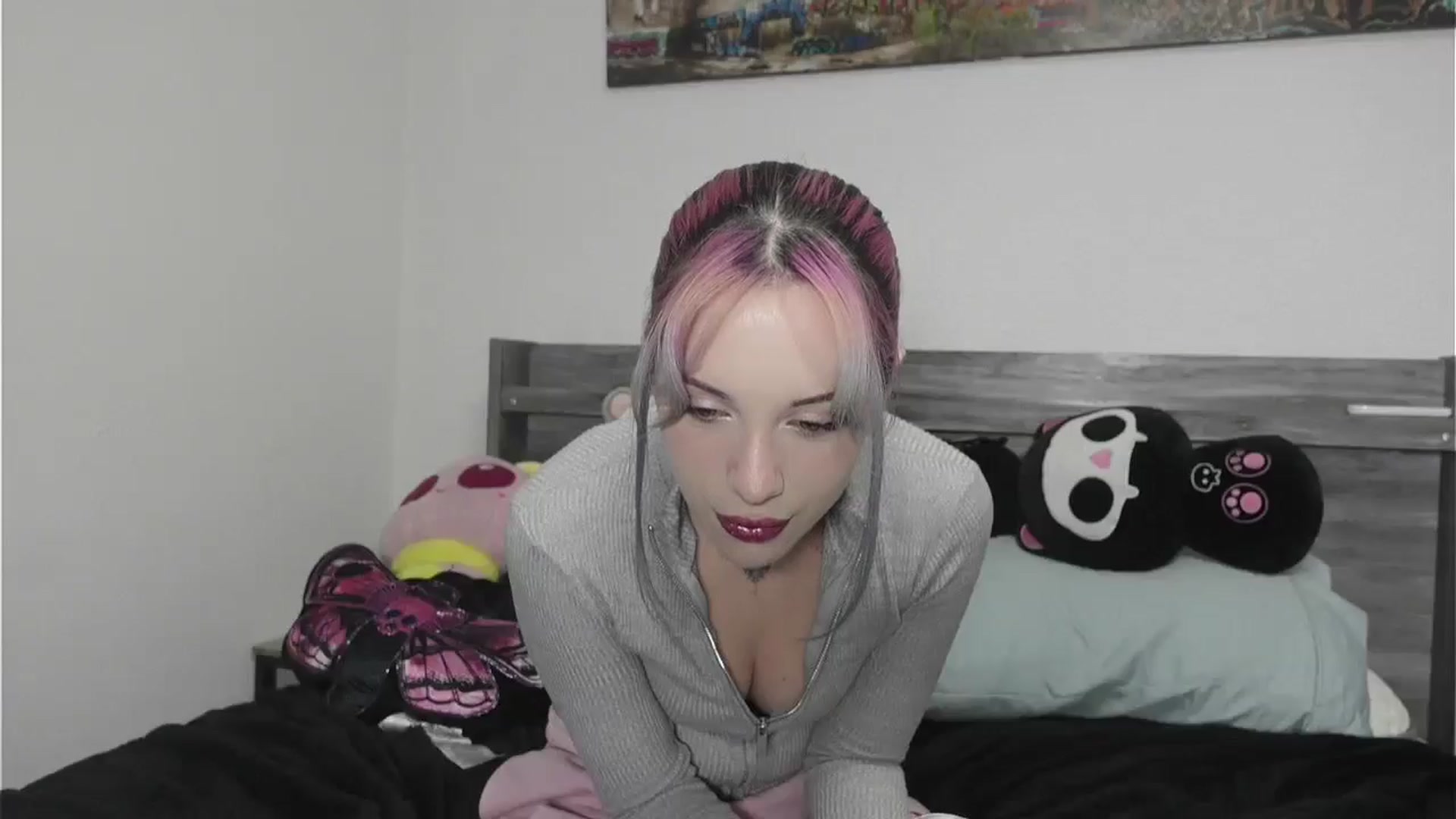 Gallery image thumbnail from Hxzel's myfreecams stream on, 03/25/2026, 03:09 image 10 of 20