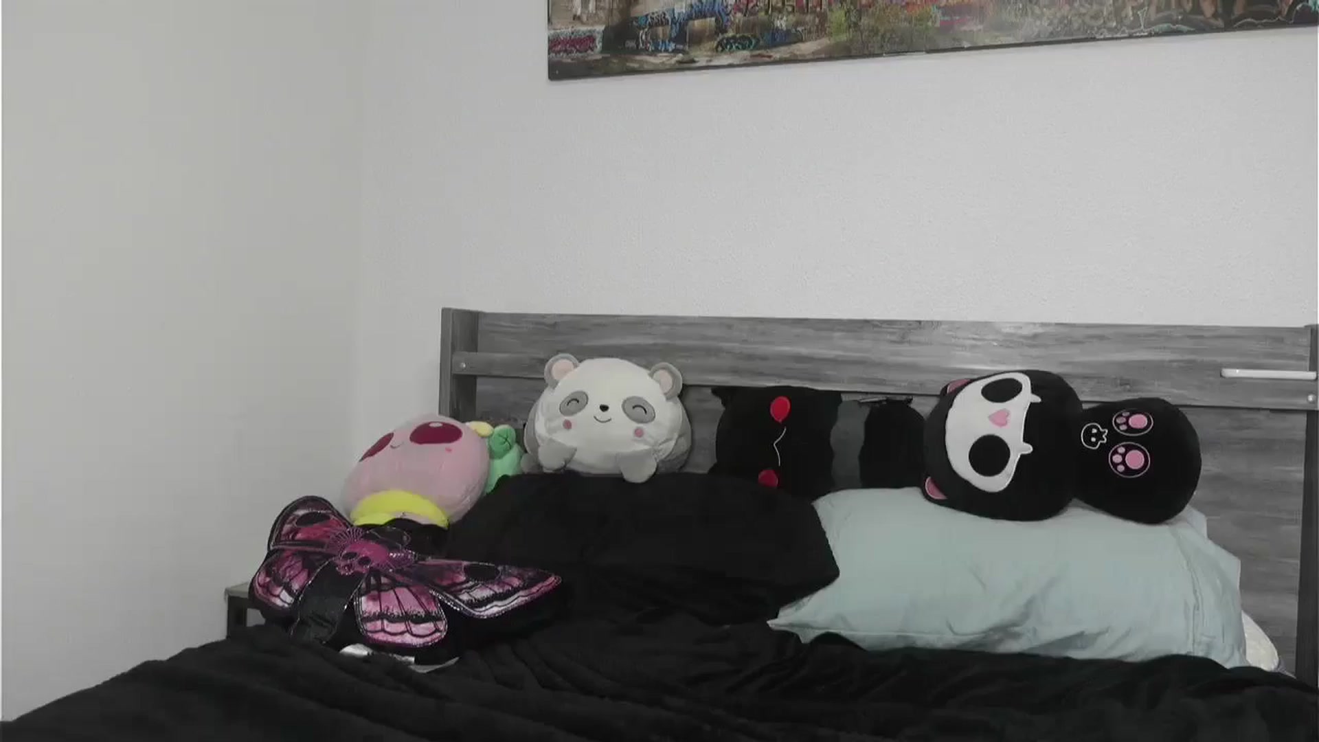 Gallery image thumbnail from Hxzel's myfreecams stream on, 03/25/2026, 03:09 image 12 of 20