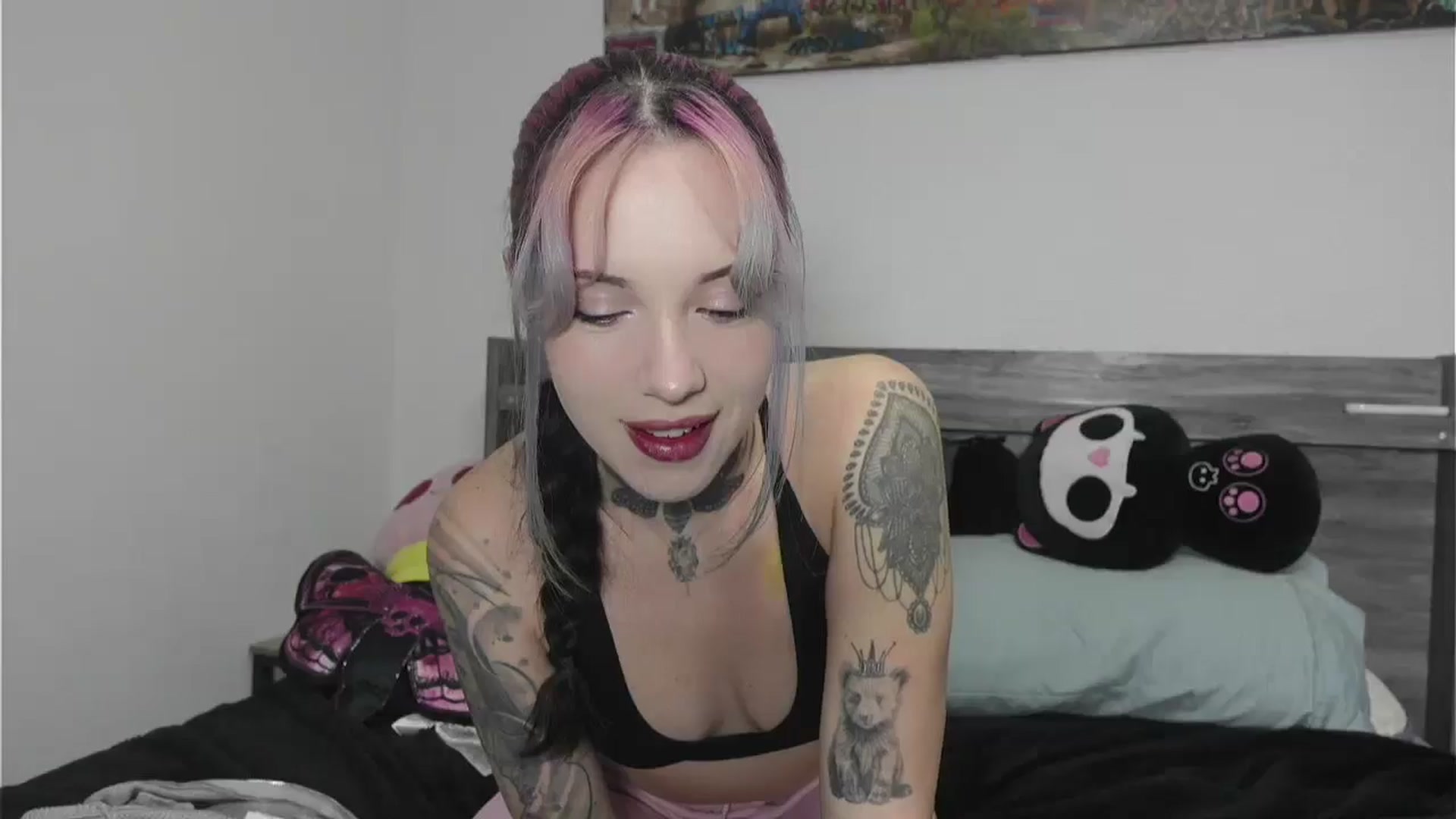 Gallery image thumbnail from Hxzel's myfreecams stream on, 03/25/2026, 03:09 image 14 of 20