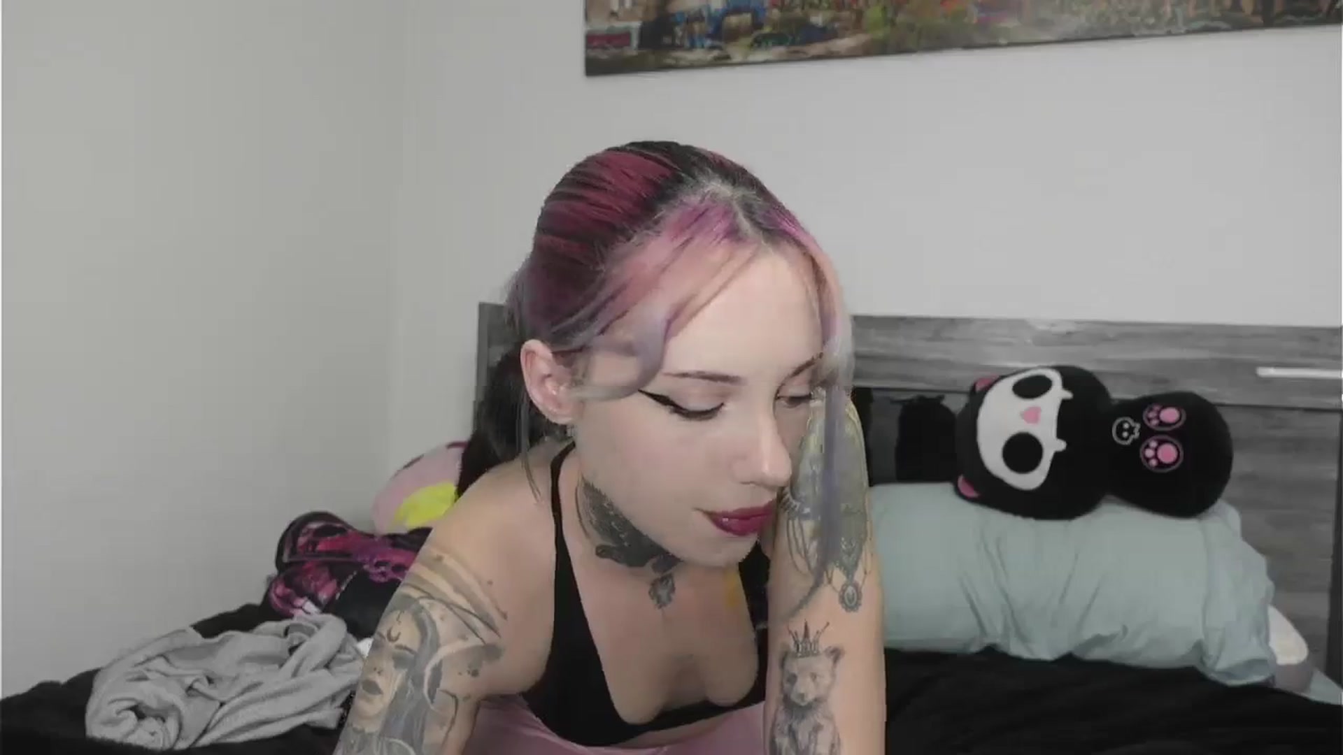 Gallery image thumbnail from Hxzel's myfreecams stream on, 03/25/2026, 04:25 image 20 of 20