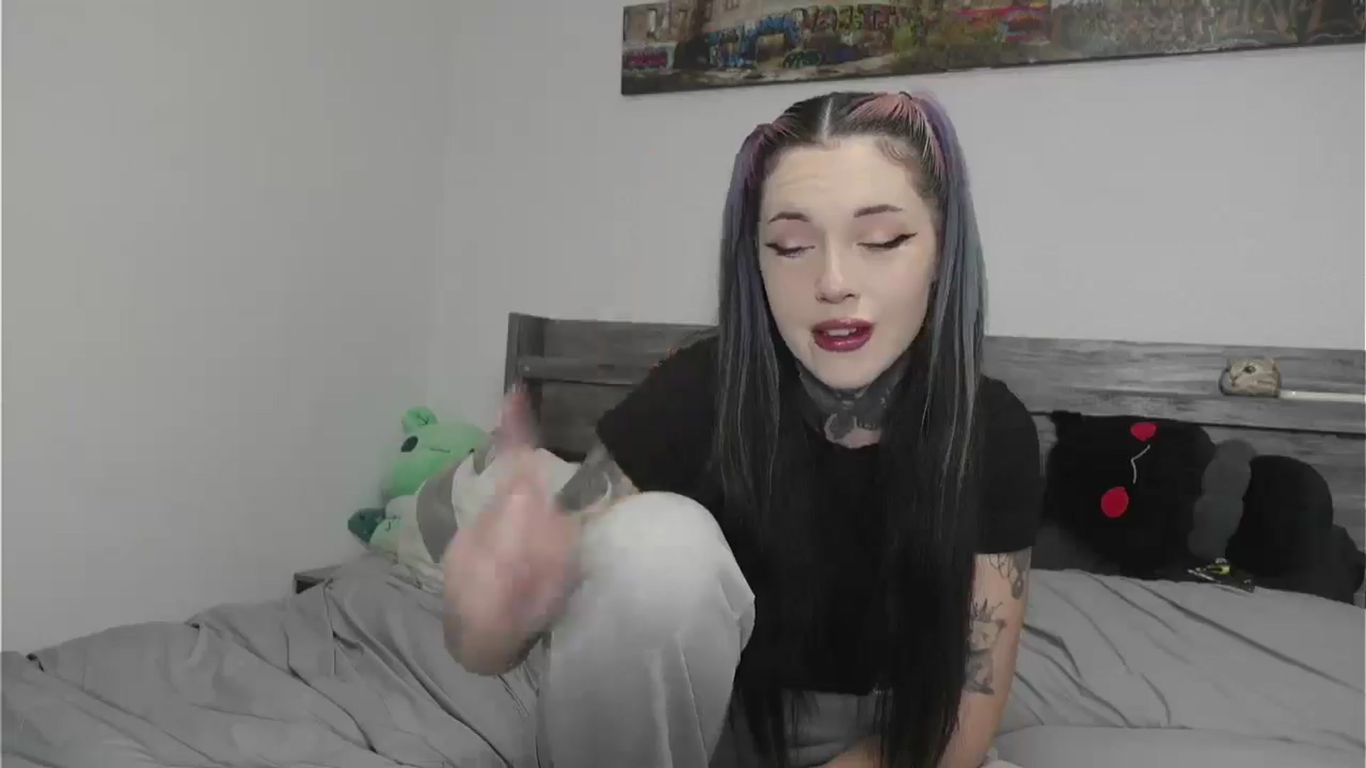 Gallery image thumbnail from Hxzel's myfreecams stream on, 04/08/2026, 03:44 image 7 of 20