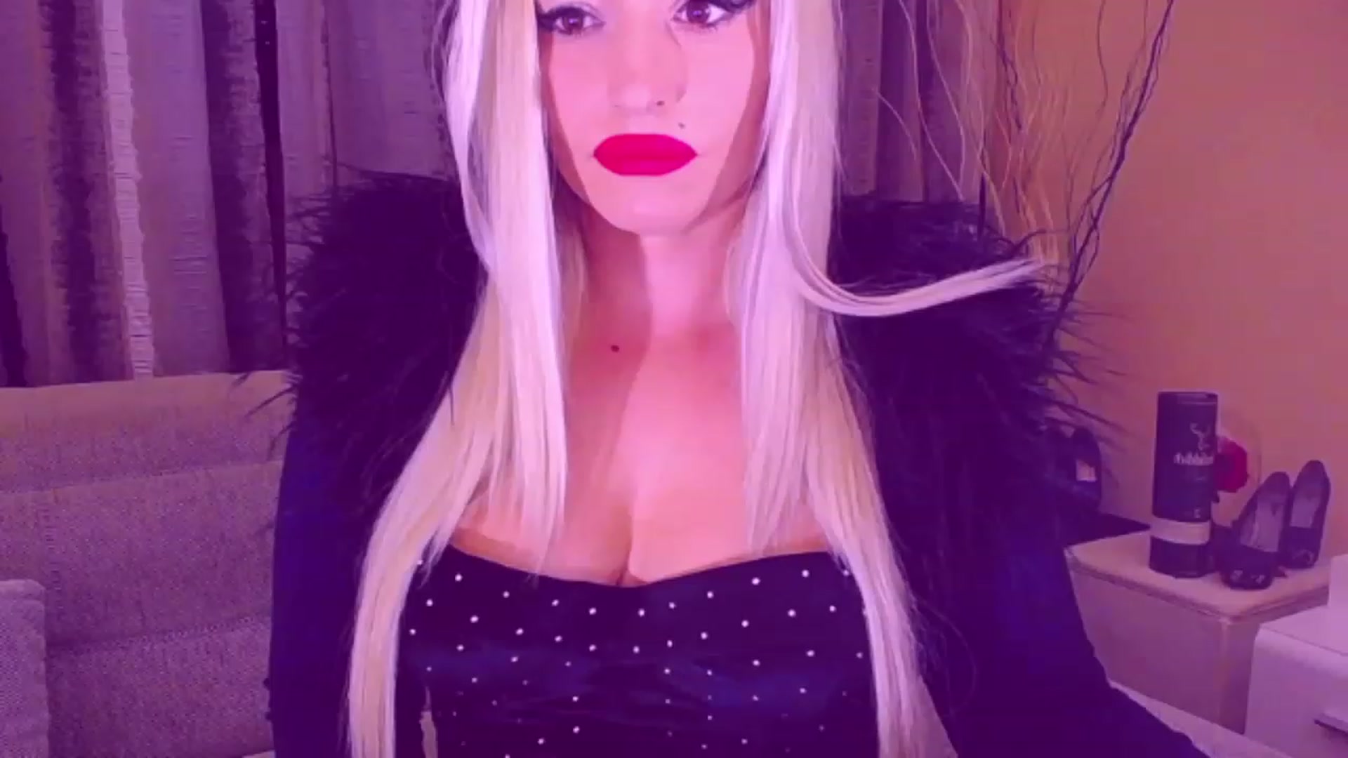 Gallery image thumbnail from HypnoMistress's myfreecams stream on, 12/12/2022, 12:00 image 18 of 20