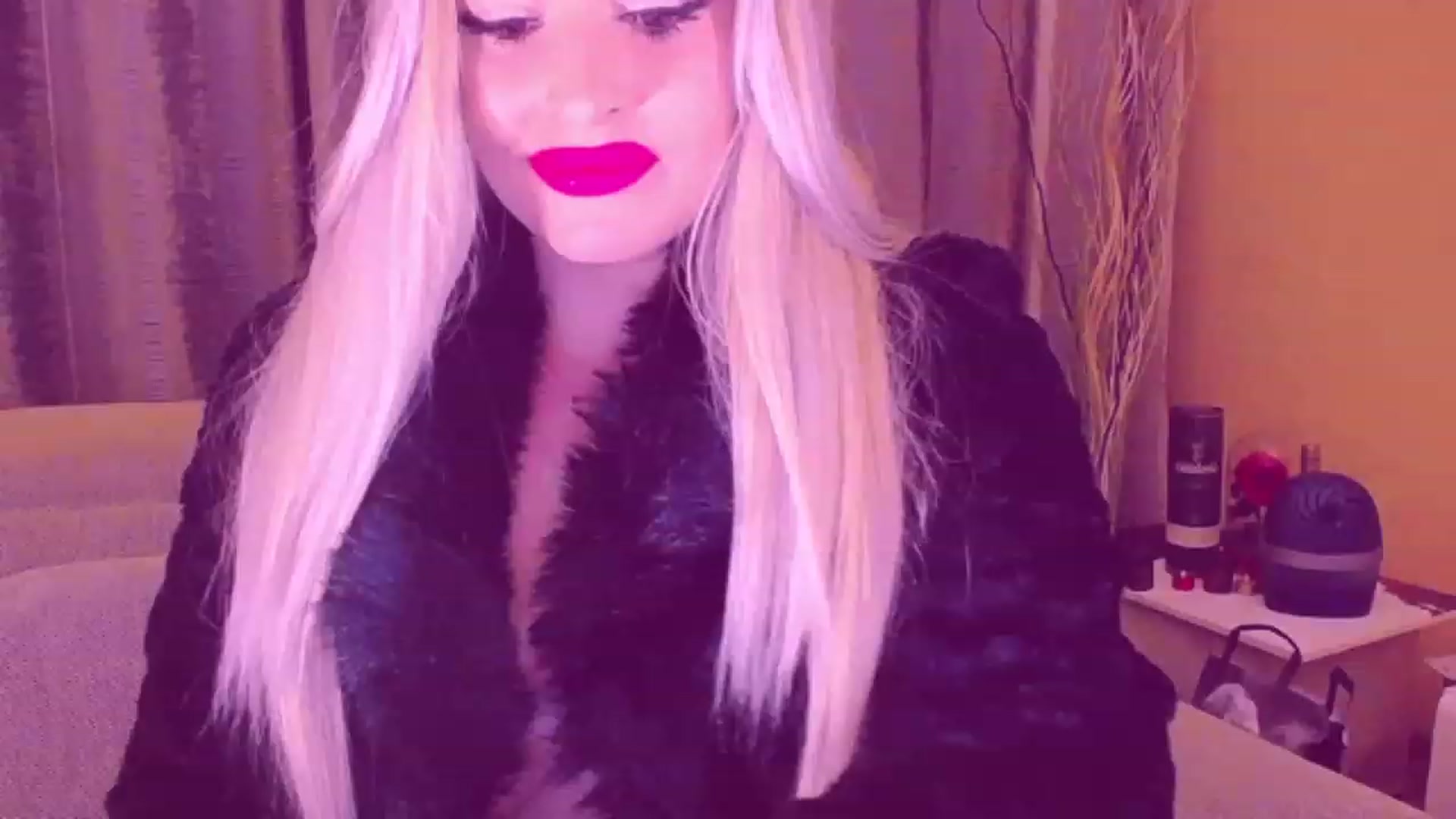 Gallery image thumbnail from HypnoMistress's myfreecams stream on, 03/29/2023, 09:35 image 6 of 20