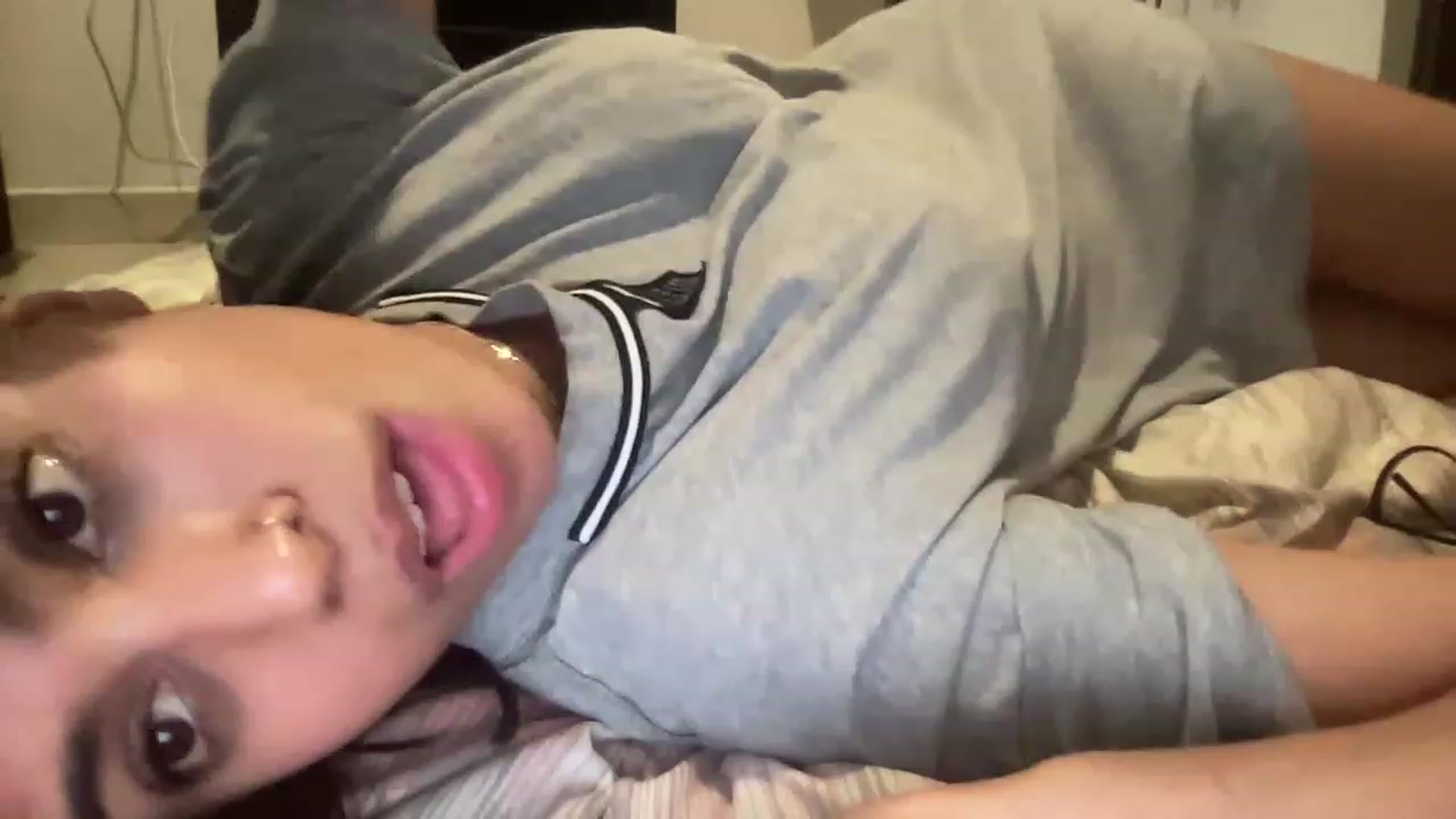 Gallery image thumbnail from IAbabe's myfreecams stream on, 04/26/2023, 23:48 image 9 of 20