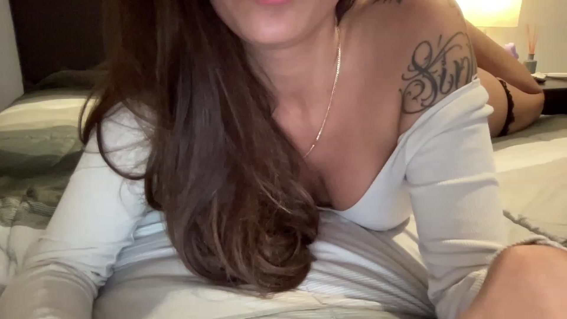 Gallery image thumbnail from IAbabe's myfreecams stream on, 05/14/2023, 11:06 image 15 of 20