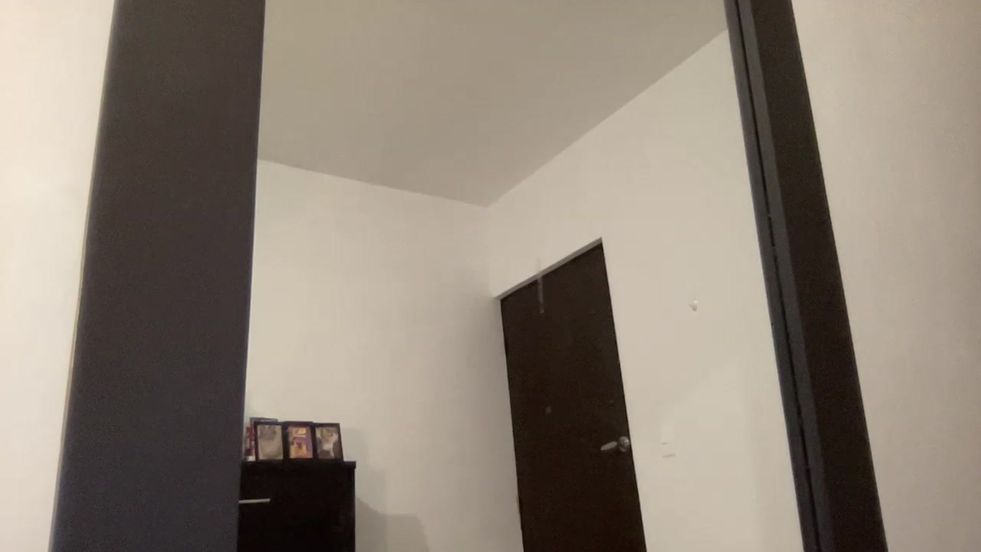 Gallery image thumbnail from IAbabe's myfreecams stream on, 06/26/2023, 07:08 image 18 of 20