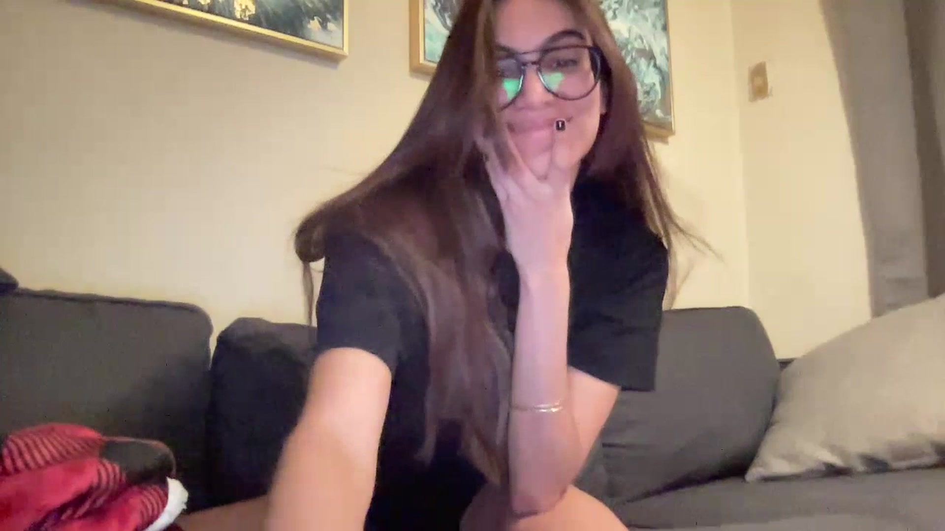 Gallery image thumbnail from IAbabe's myfreecams stream on, 07/19/2023, 20:08 image 17 of 20