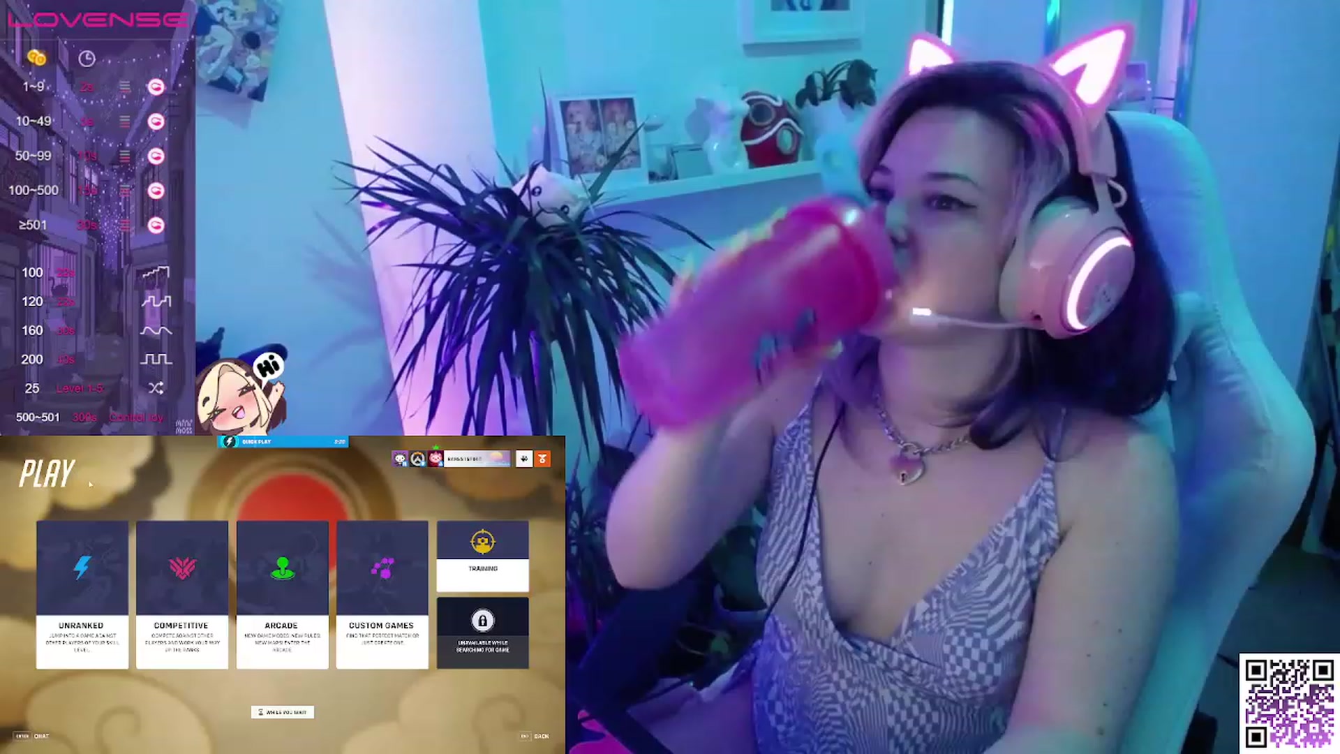 Gallery image thumbnail from IBIvyWilde's myfreecams stream on, 03/04/2023, 24:25 image 2 of 20