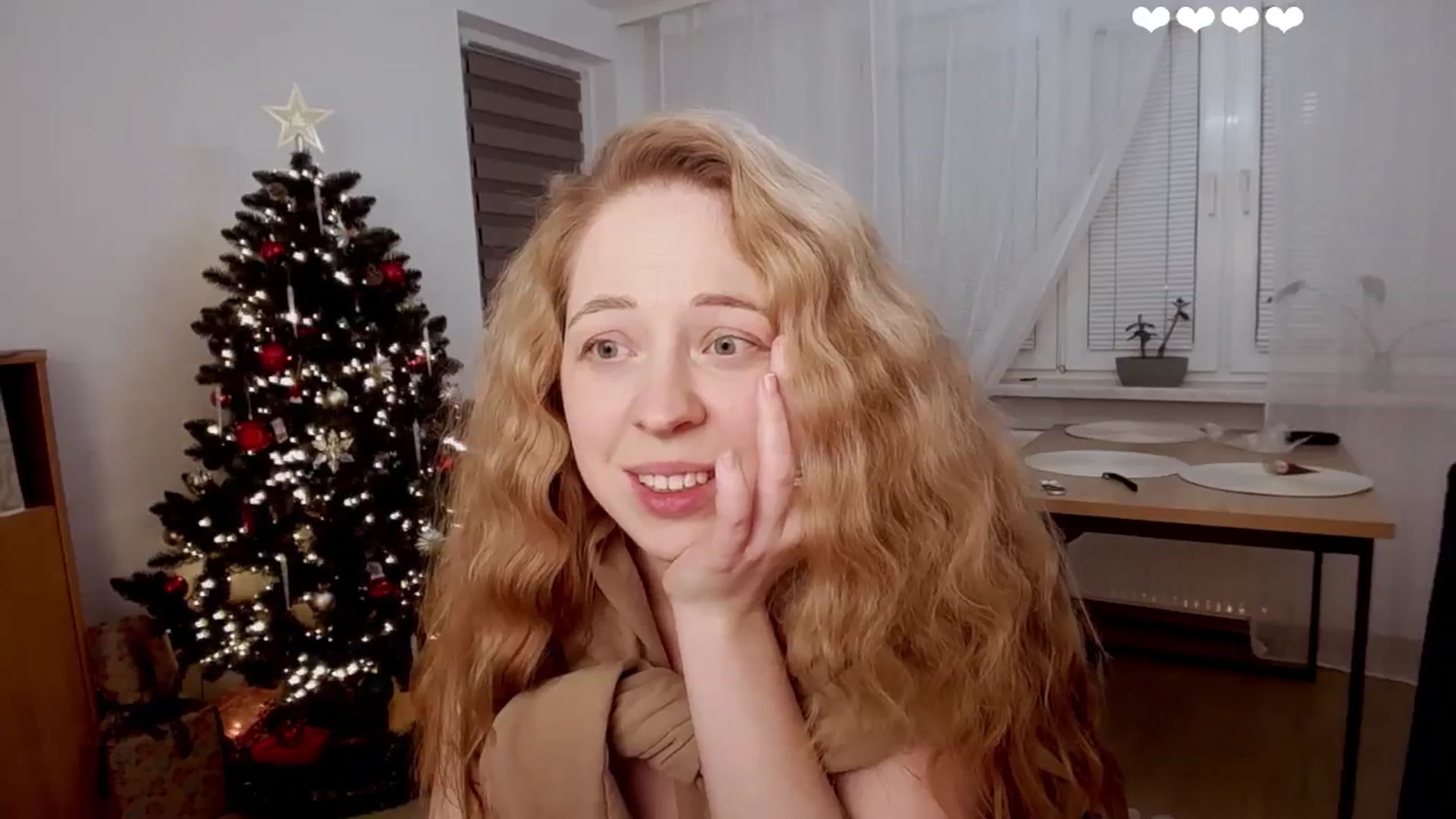Gallery image thumbnail from ICurlyRed's myfreecams stream on, 12/25/2025, 20:06 image 19 of 20