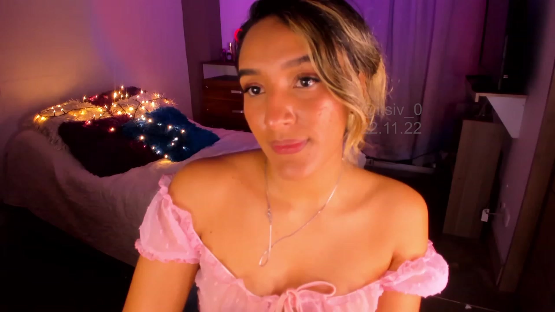 Gallery image thumbnail from IFallon's myfreecams stream on, 11/23/2022, 03:05 image 19 of 20