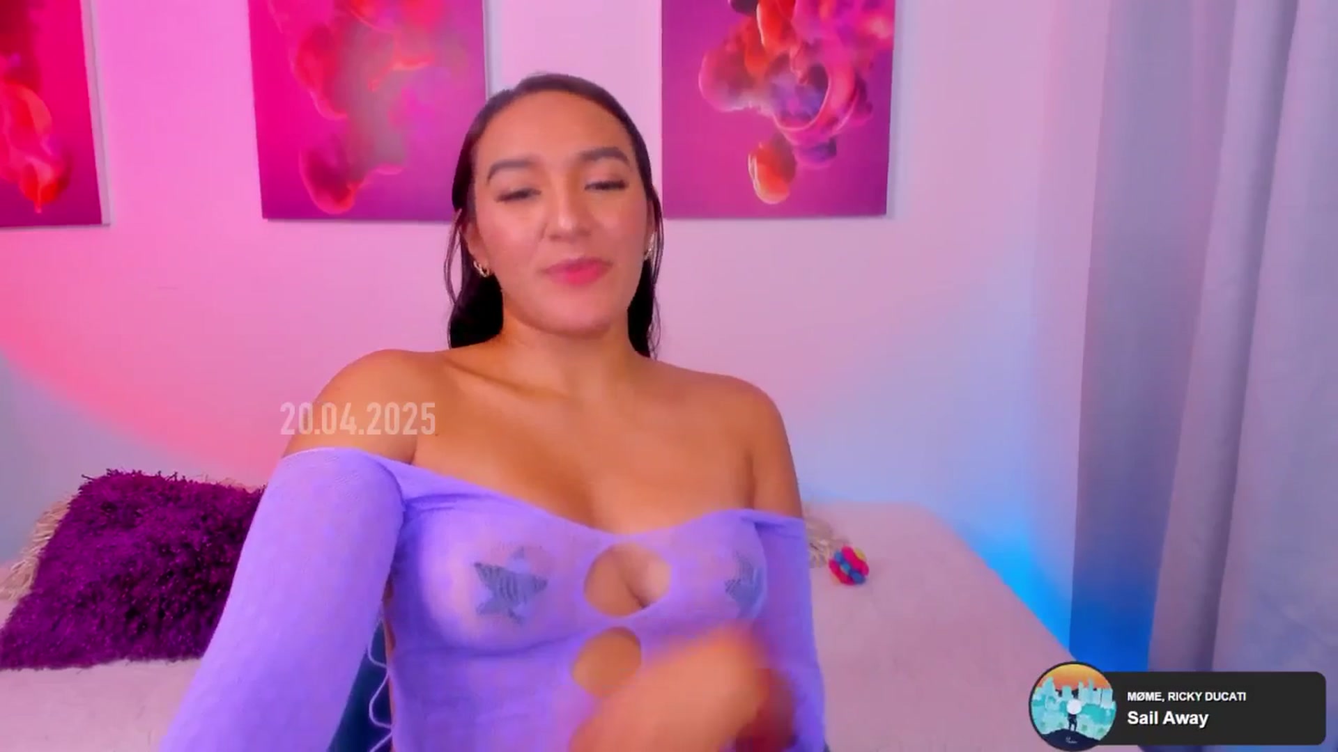 Gallery image thumbnail from IFallon's myfreecams stream on, 04/21/2025, 01:11 image 14 of 20
