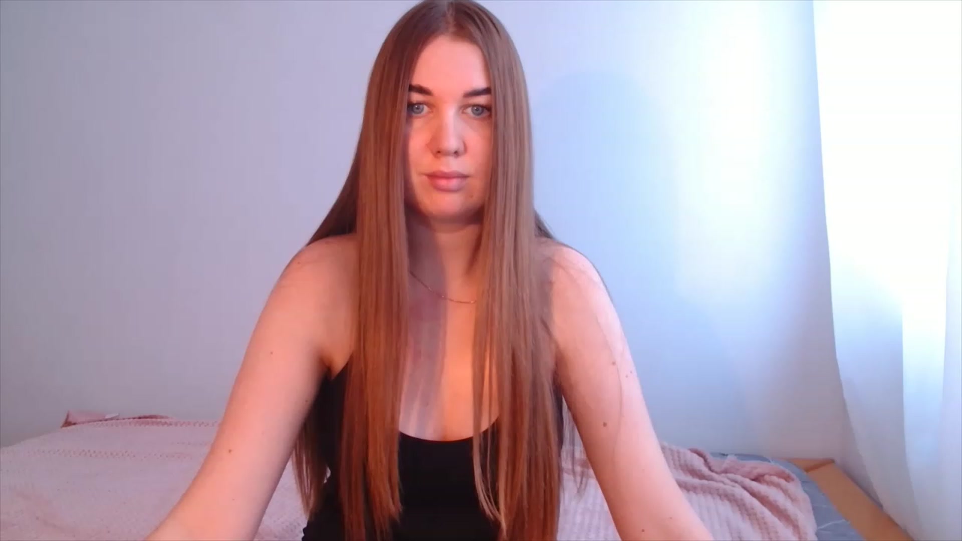 Gallery image thumbnail from IFlowersGirl's myfreecams stream on, 12/05/2022, 12:02 image 15 of 20