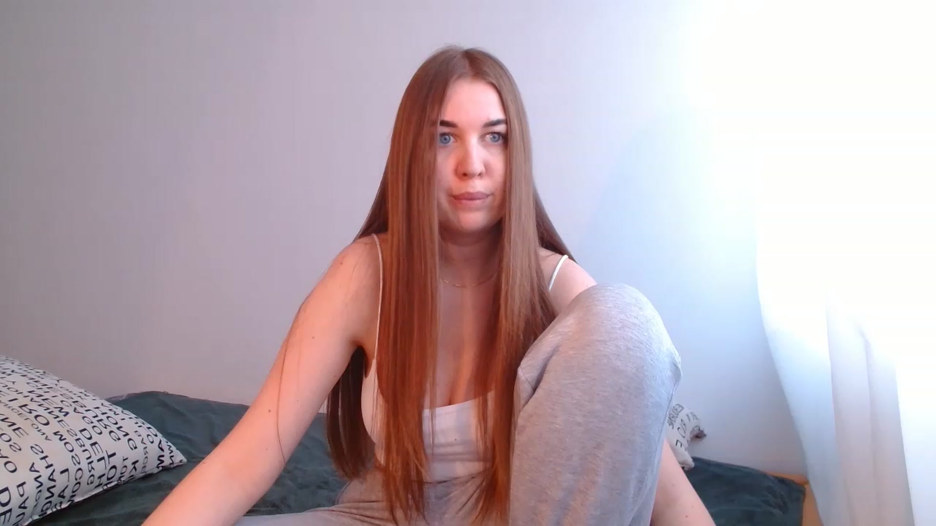 Gallery image thumbnail from IFlowersGirl's myfreecams stream on, 12/07/2022, 13:16 image 1 of 20