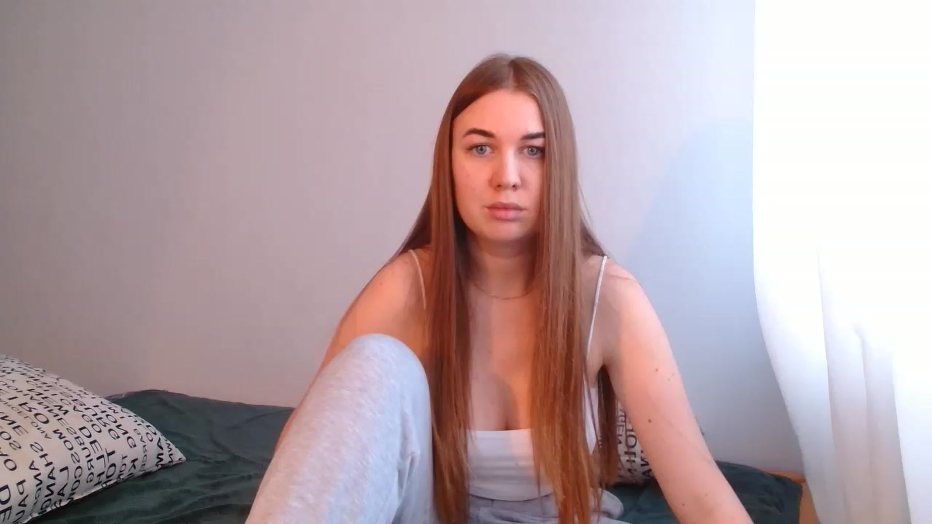 Gallery image thumbnail from IFlowersGirl's myfreecams stream on, 12/07/2022, 13:16 image 14 of 20