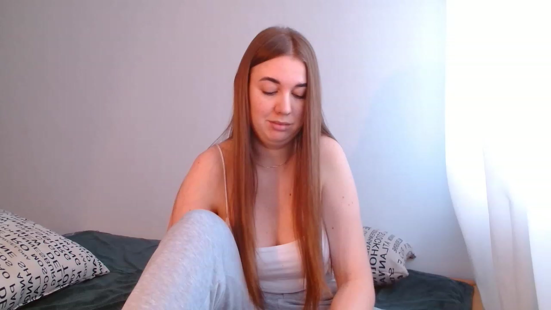 Gallery image thumbnail from IFlowersGirl's myfreecams stream on, 12/07/2022, 13:16 image 5 of 20