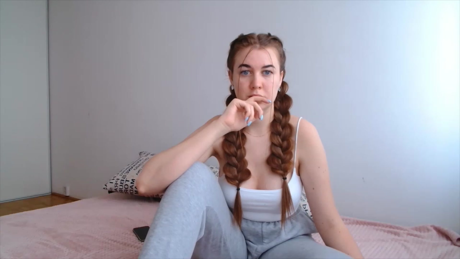 Gallery image thumbnail from IFlowersGirl's myfreecams stream on, 12/09/2022, 11:07 image 13 of 20