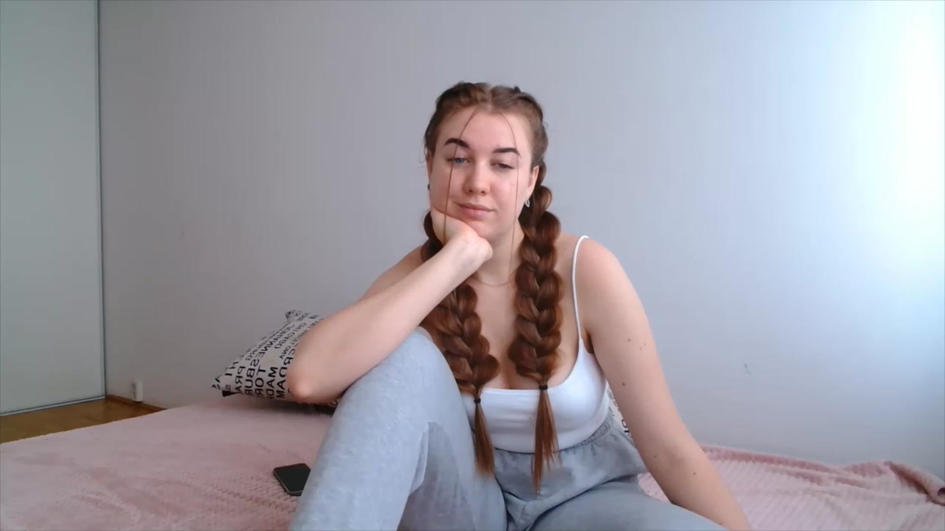 Gallery image thumbnail from IFlowersGirl's myfreecams stream on, 12/09/2022, 11:07 image 11 of 20