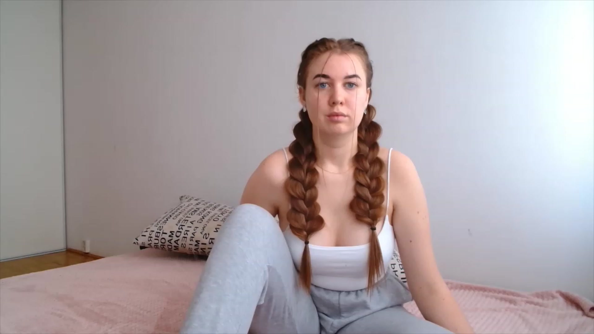 Gallery image thumbnail from IFlowersGirl's myfreecams stream on, 12/09/2022, 11:07 image 20 of 20